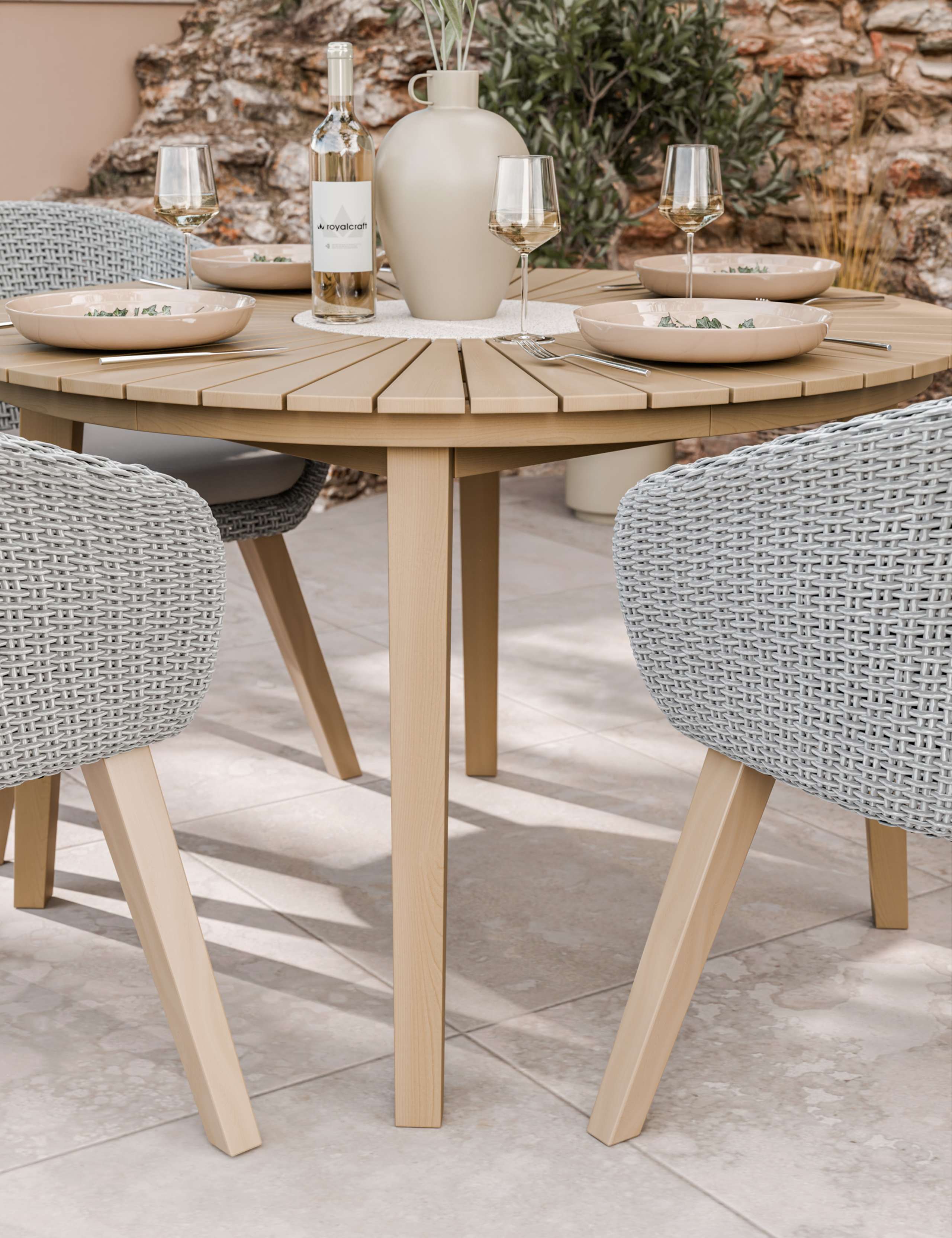 Roma 4 Seater Garden Table and Chairs 3 of 7