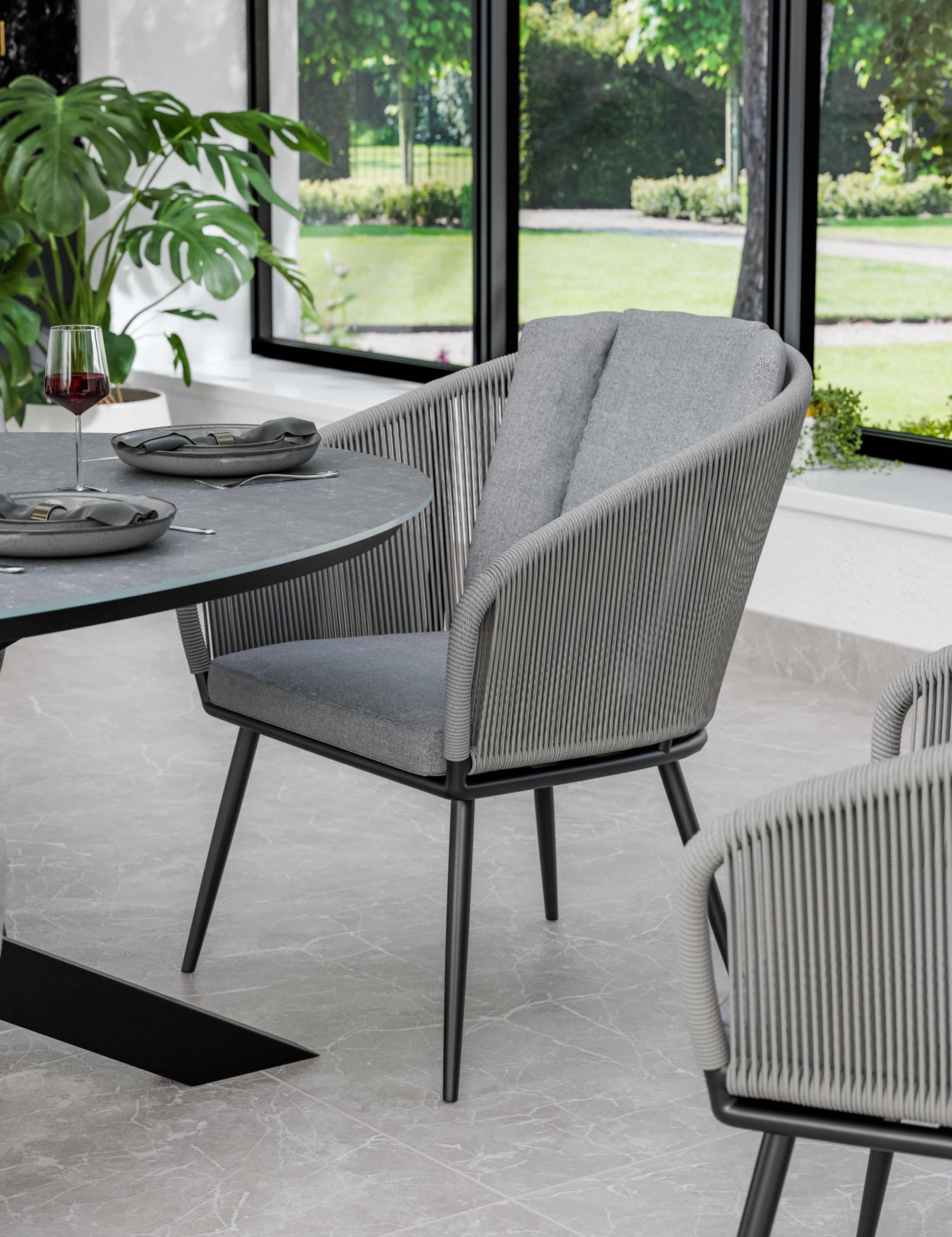 Aspen 6 Seater Garden Table and Chairs 3 of 7