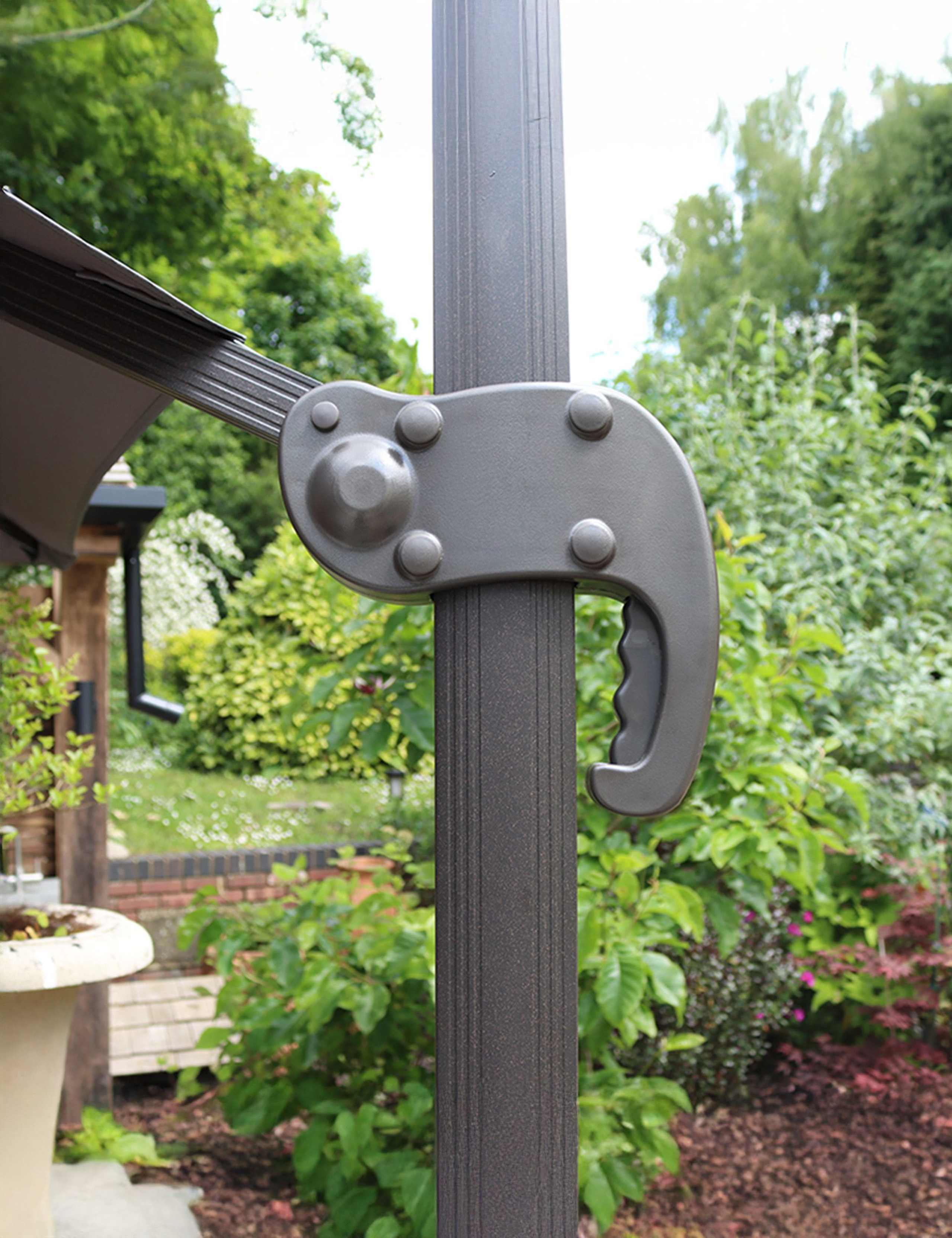 Round LED Parasol with Base 4 of 9
