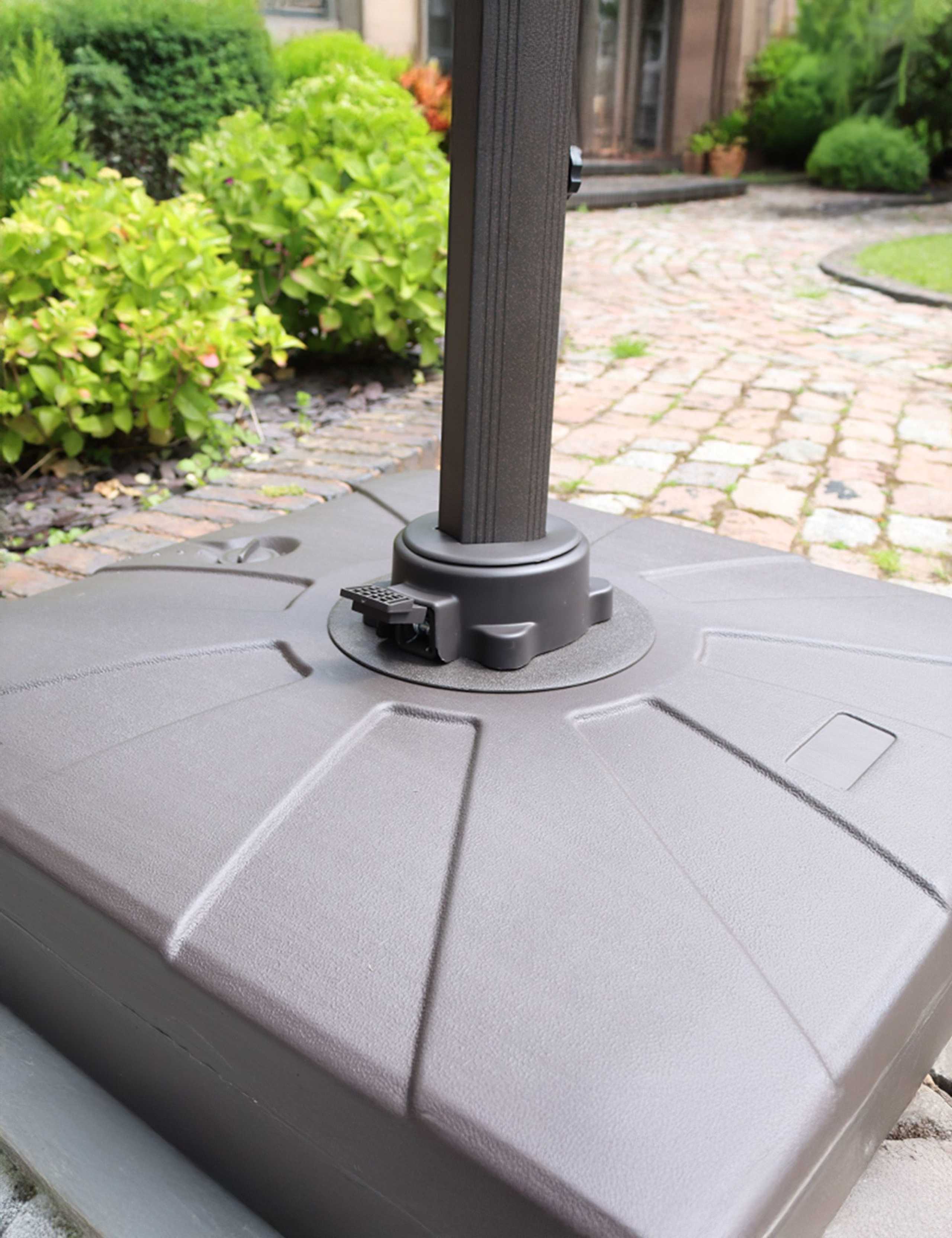 Round LED Parasol with Base 8 of 9