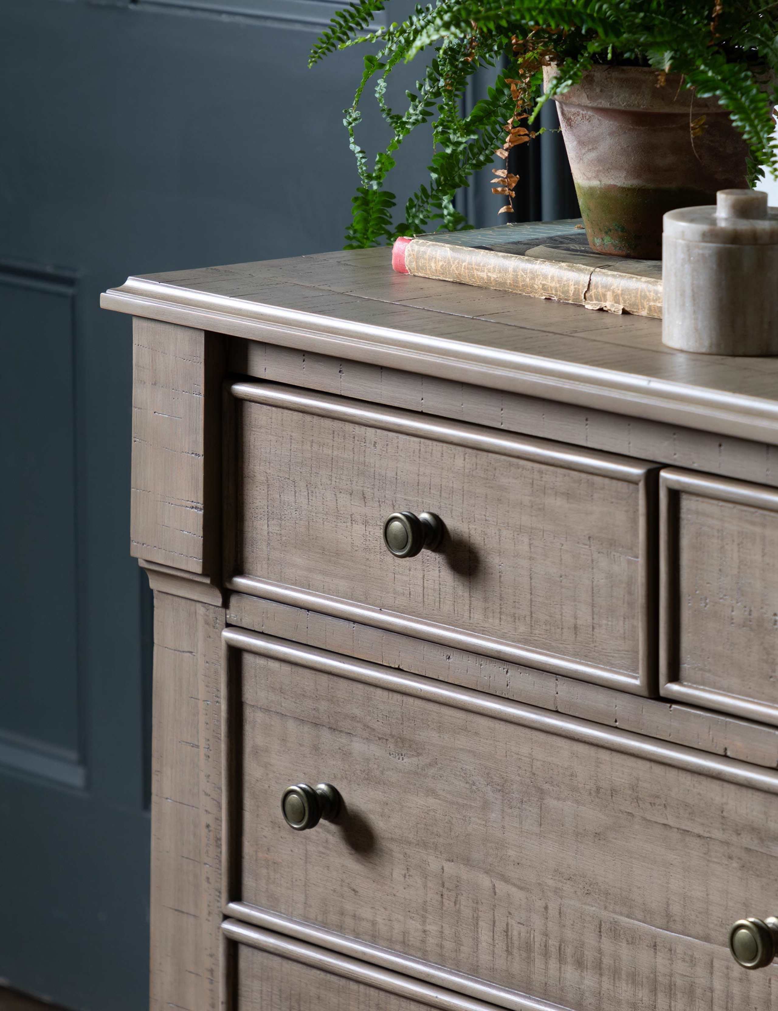 Vancouver 7 Drawer Chest 3 of 10