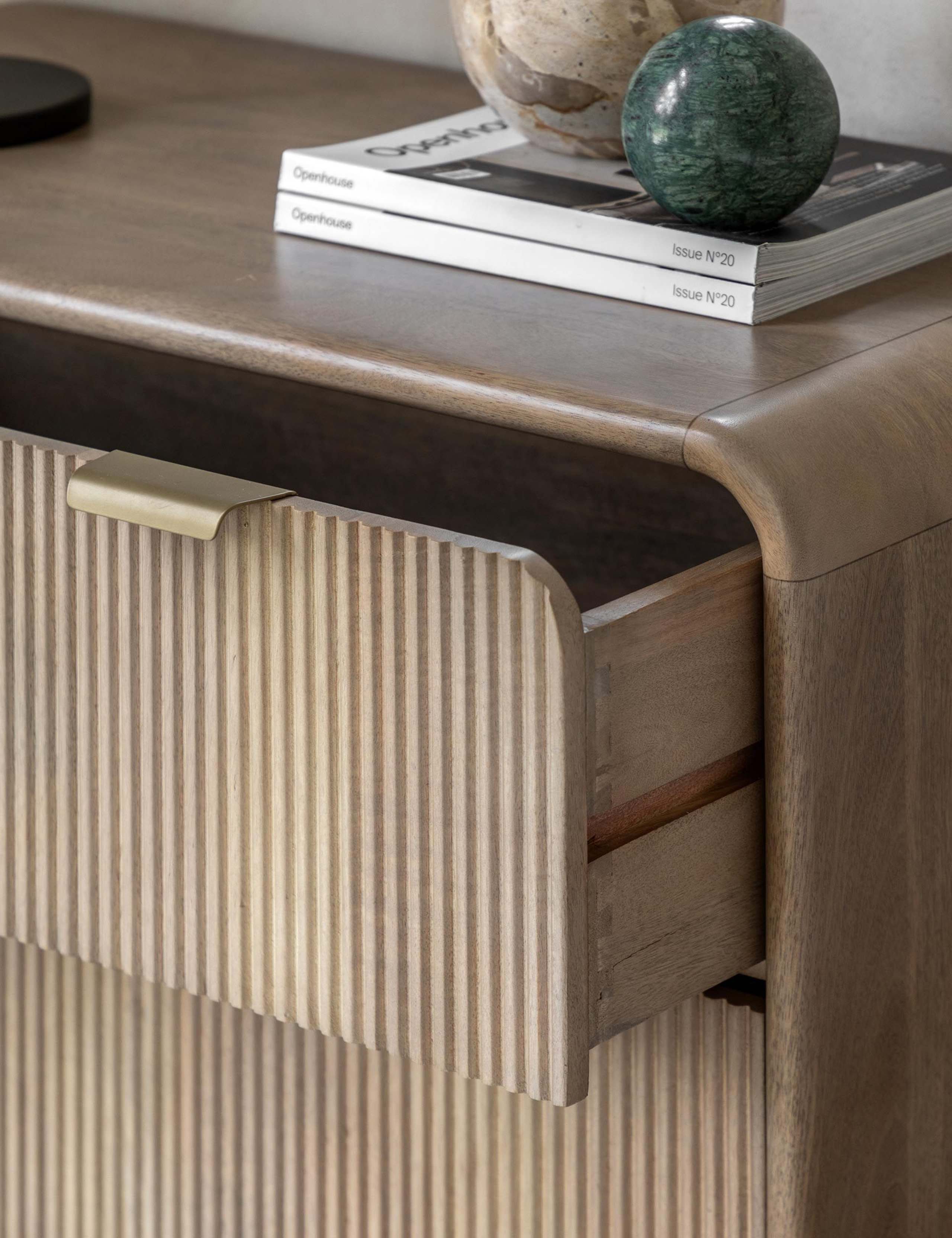 Colonna 3 Drawer Chest 7 of 10