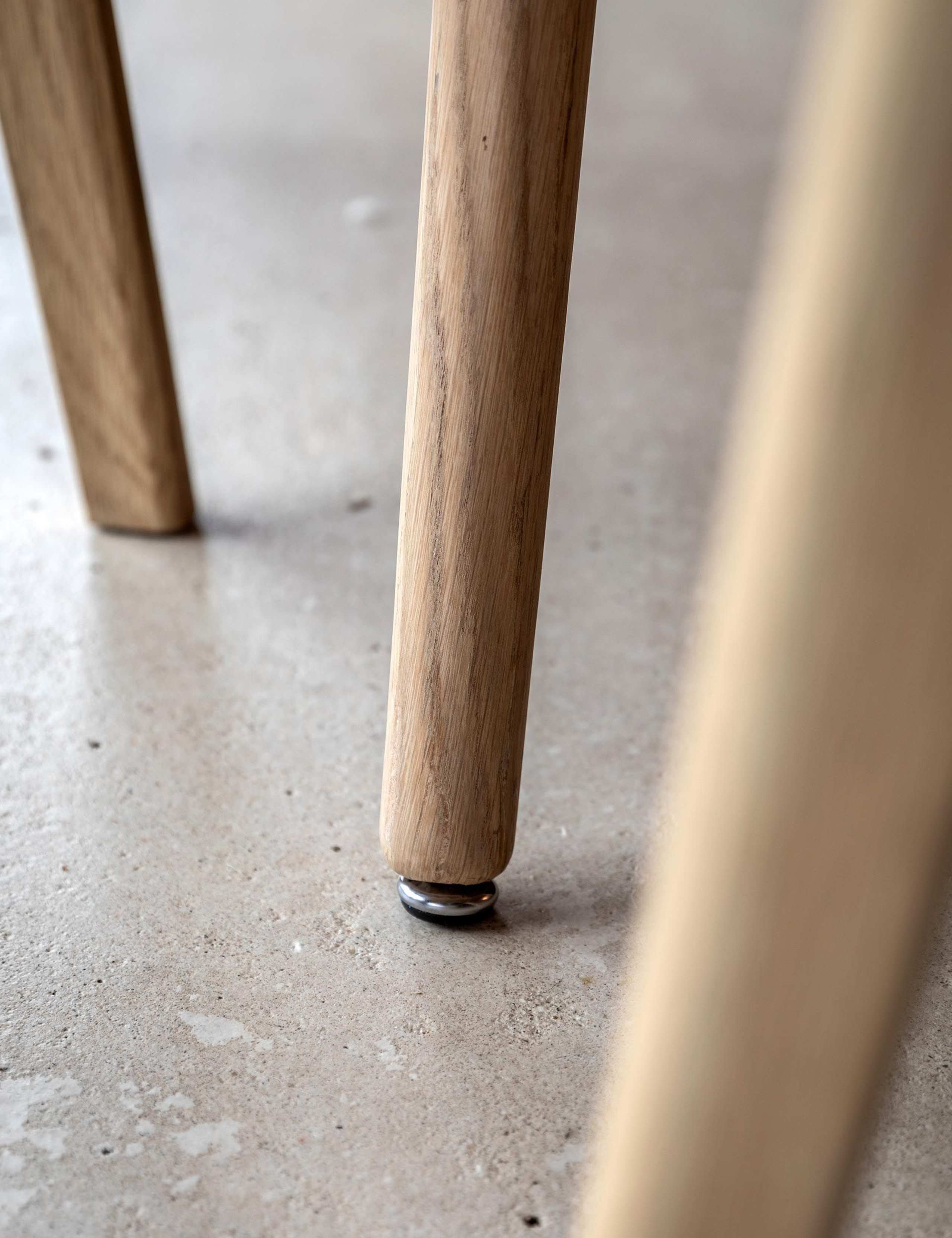 Hatfield 4 Seater Dining Table 4 of 7