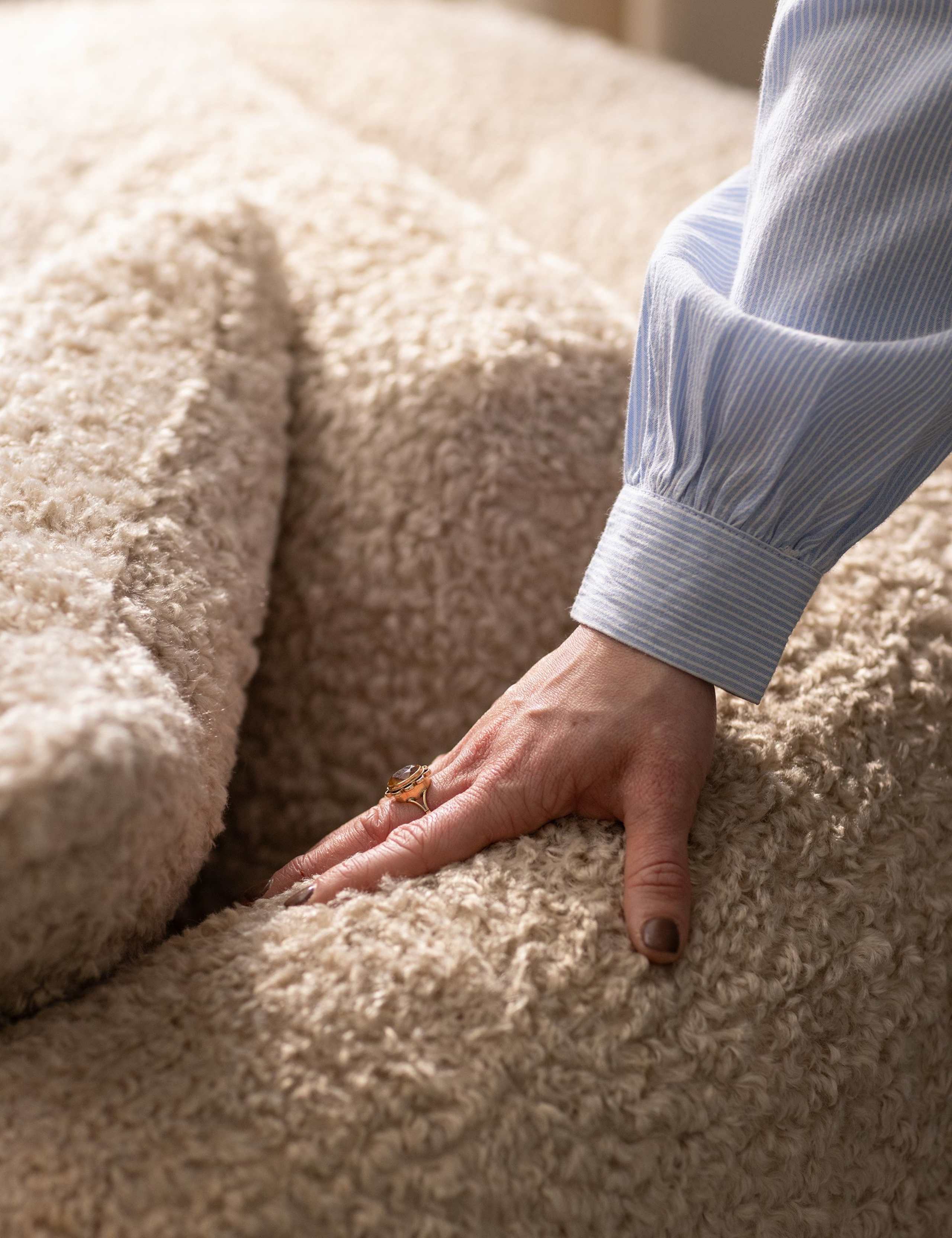 Cocoon Faux Sheepskin Swivel Snuggle Chair 4 of 9