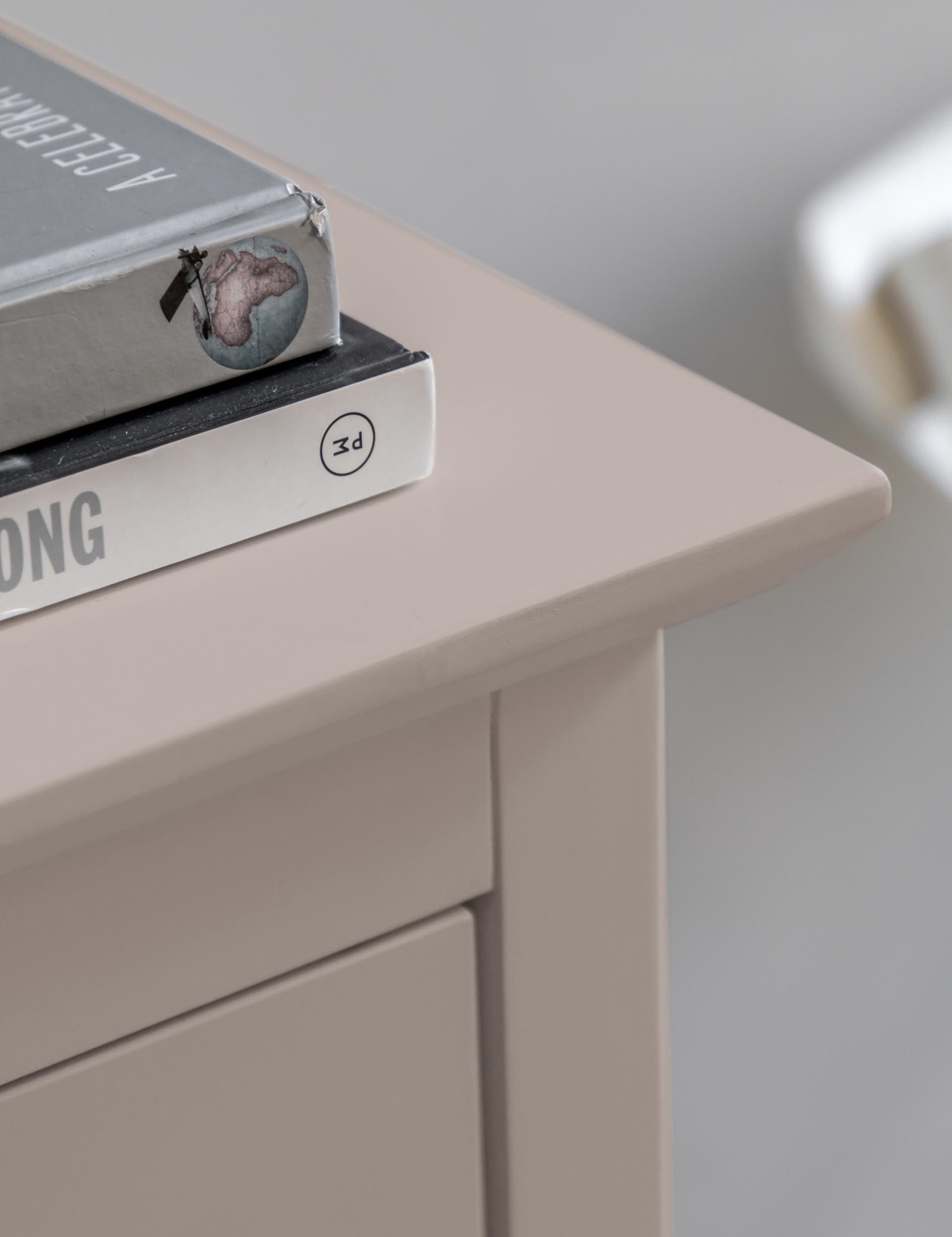 Hastings 9 Drawer Chest 10 of 13