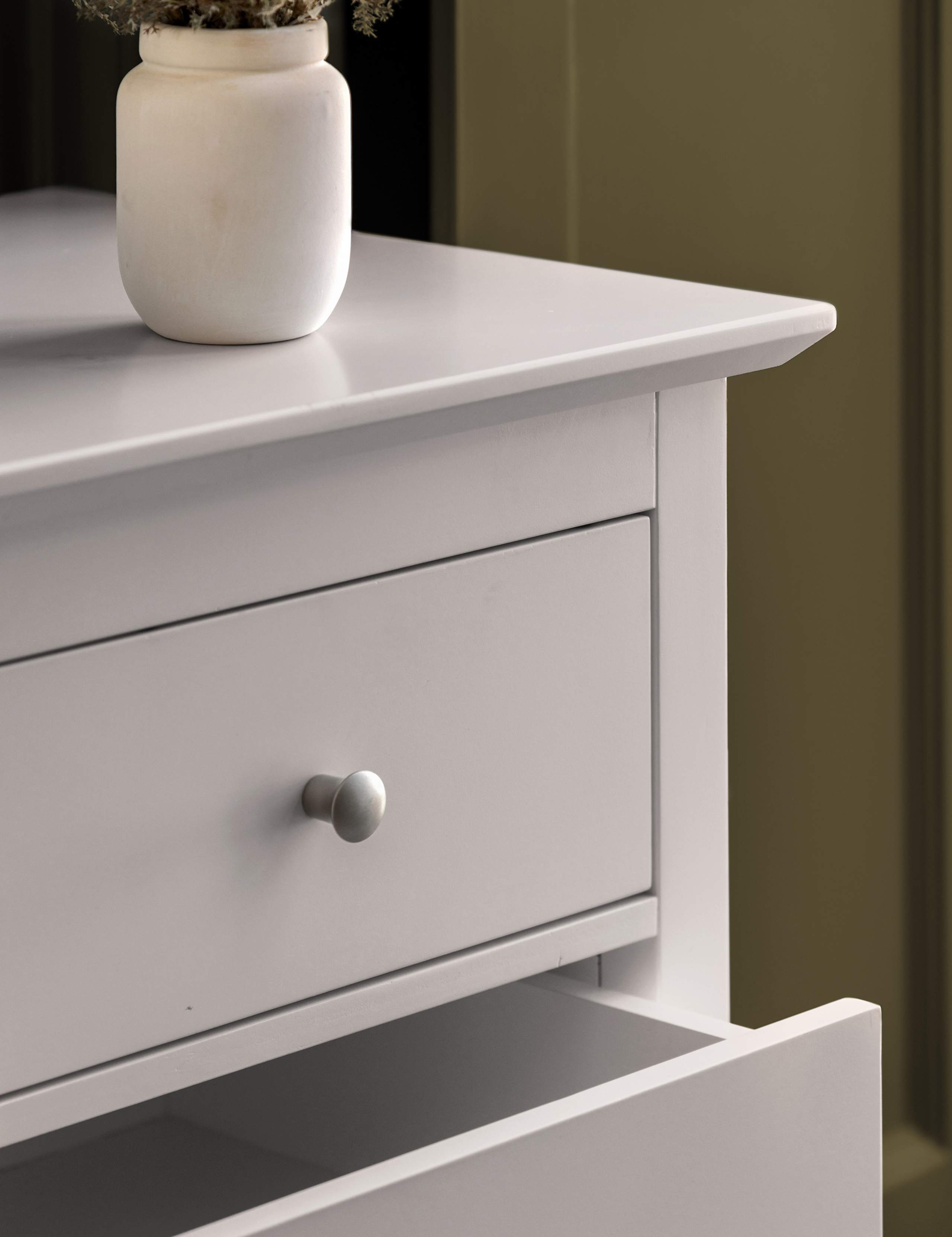 Hastings Grey 6 Drawer Chest 7 of 12
