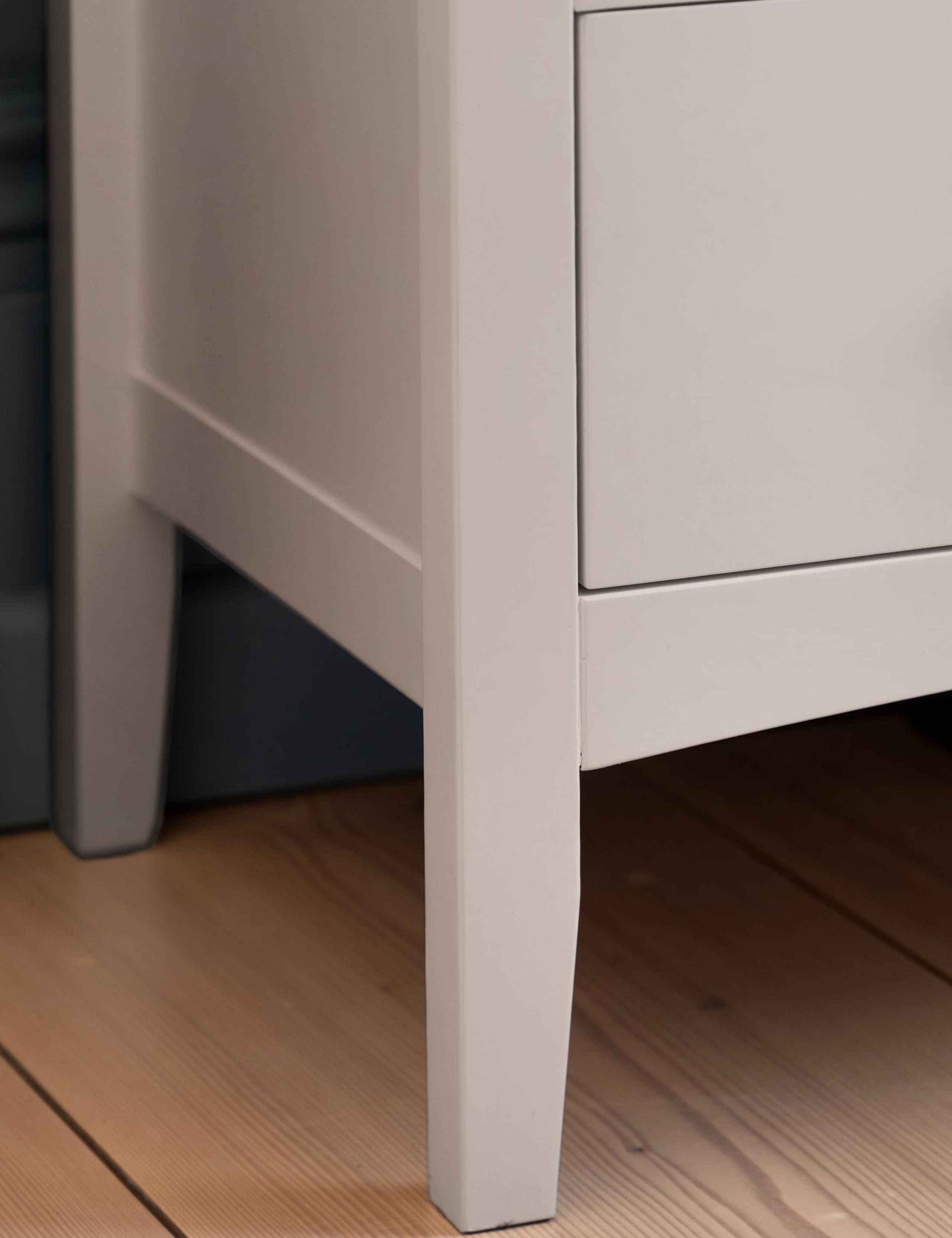 Hastings 6 Drawer Chest 10 of 12