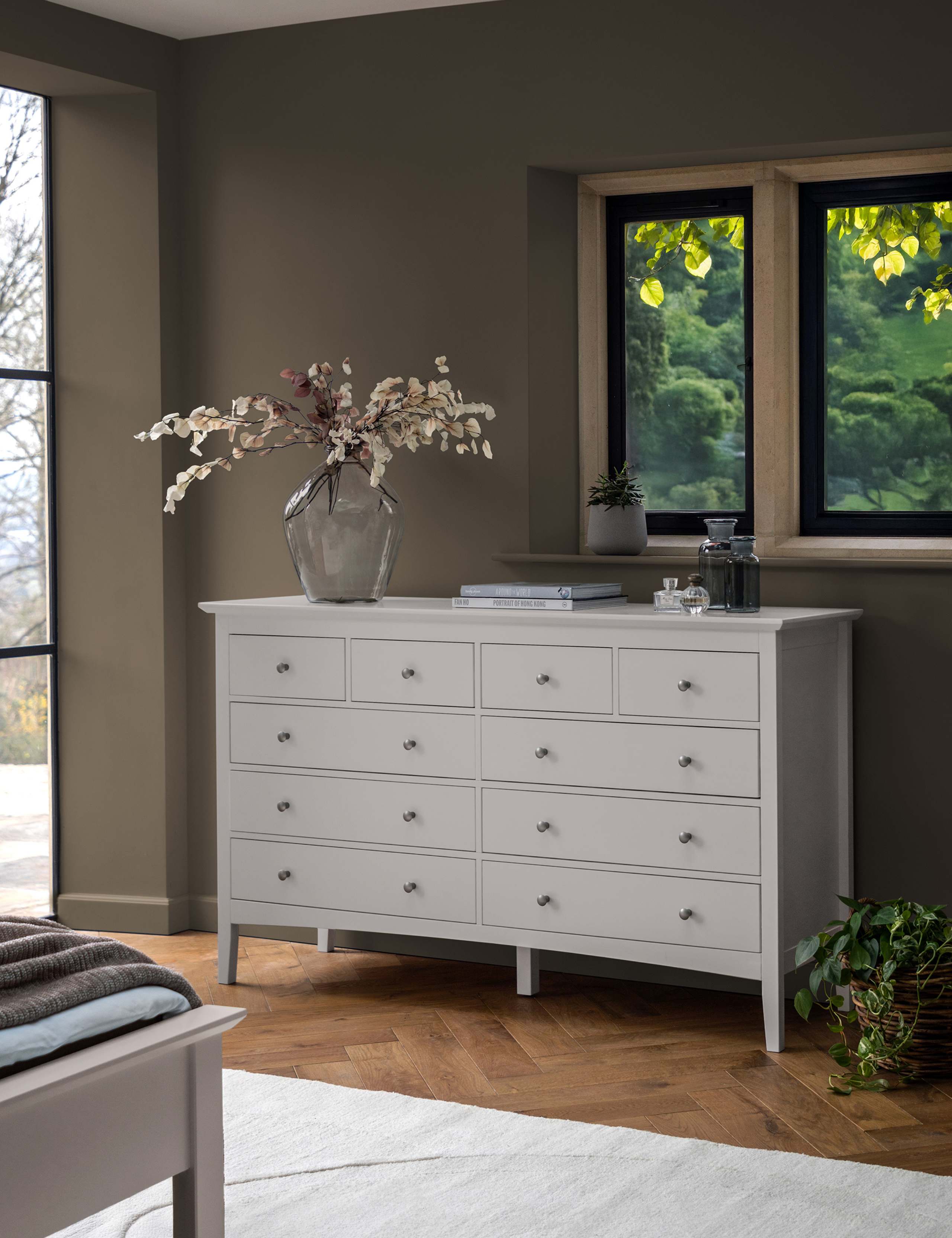 Hastings Grey 10 Drawer Chest 1 of 13