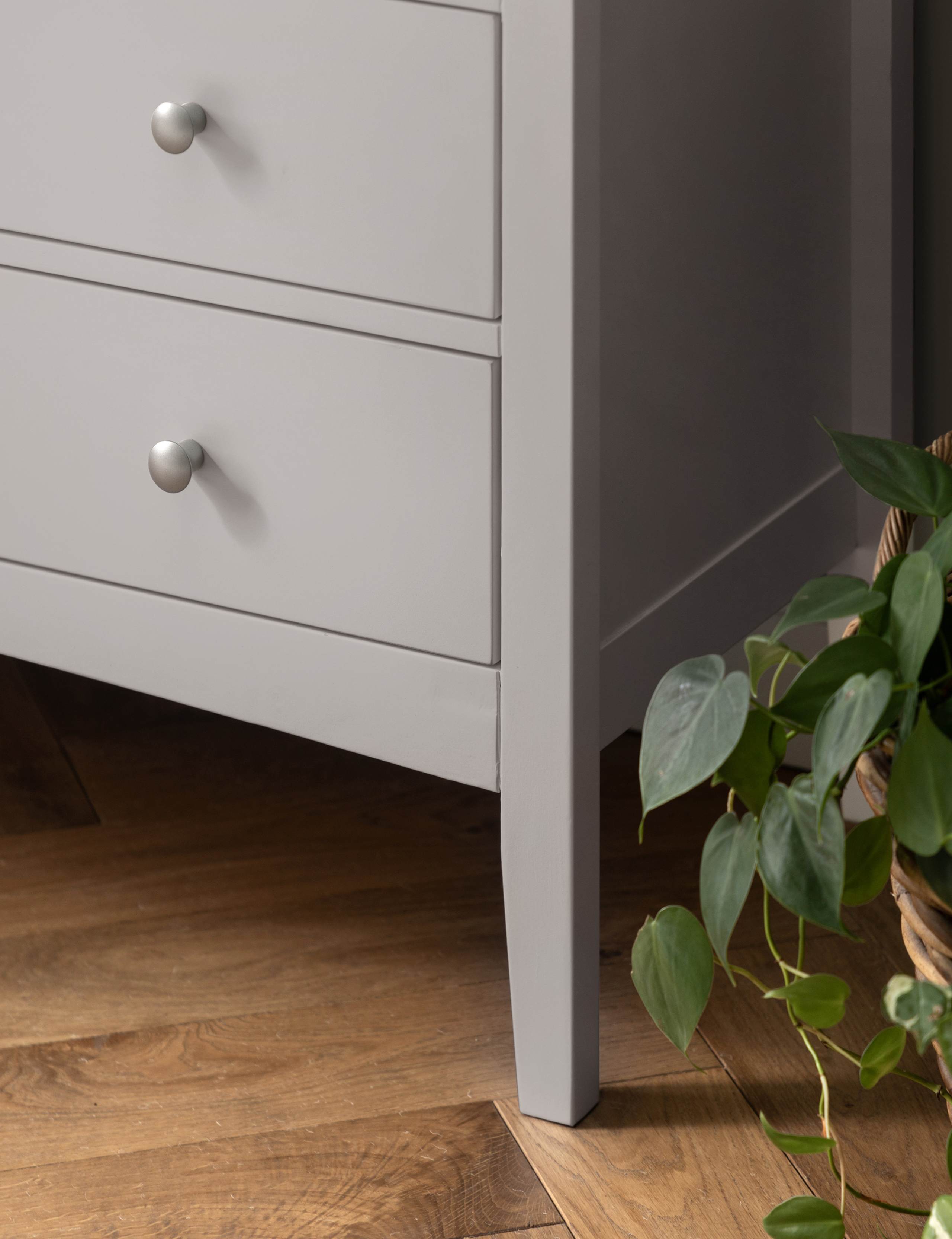 Hastings Grey 10 Drawer Chest 3 of 13