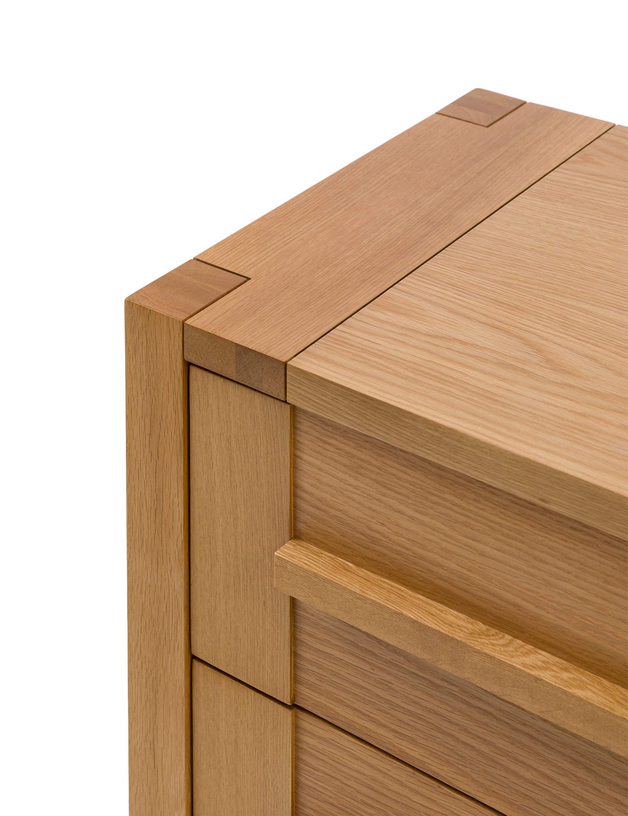 Sonoma™ Wide 6 Drawer Chest 8 of 13