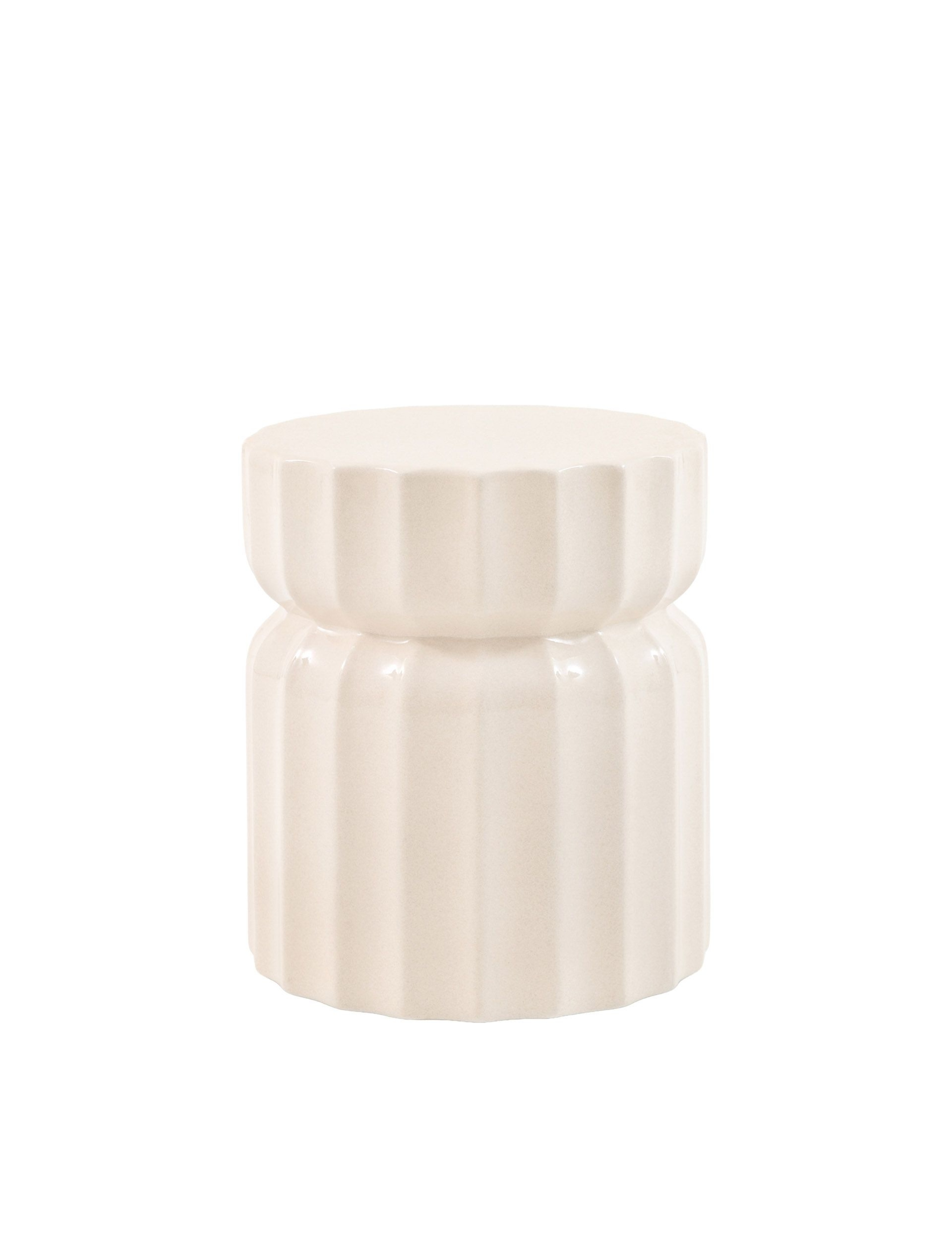 Cirella Outdoor Side Table 2 of 8