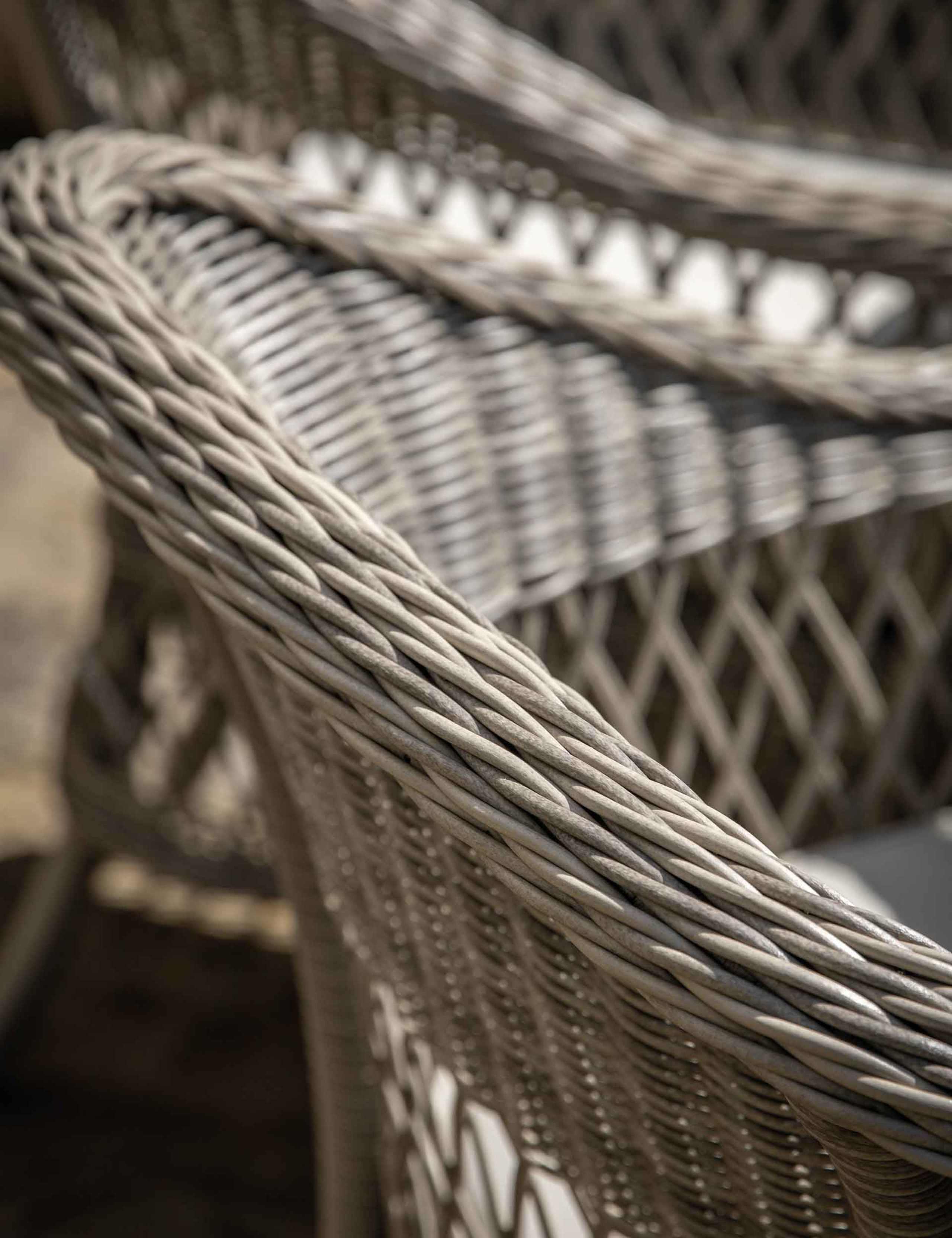 Menton 6 Seater Round Garden Table and Chairs 6 of 8