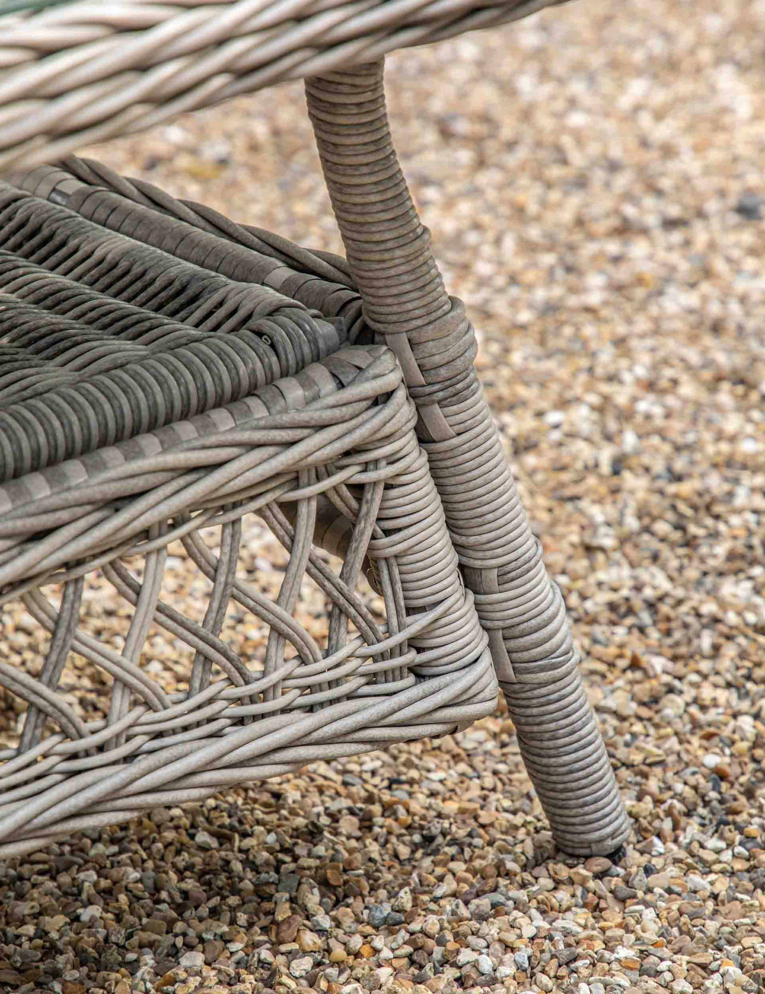 Menton Lounge Set 3 of 9