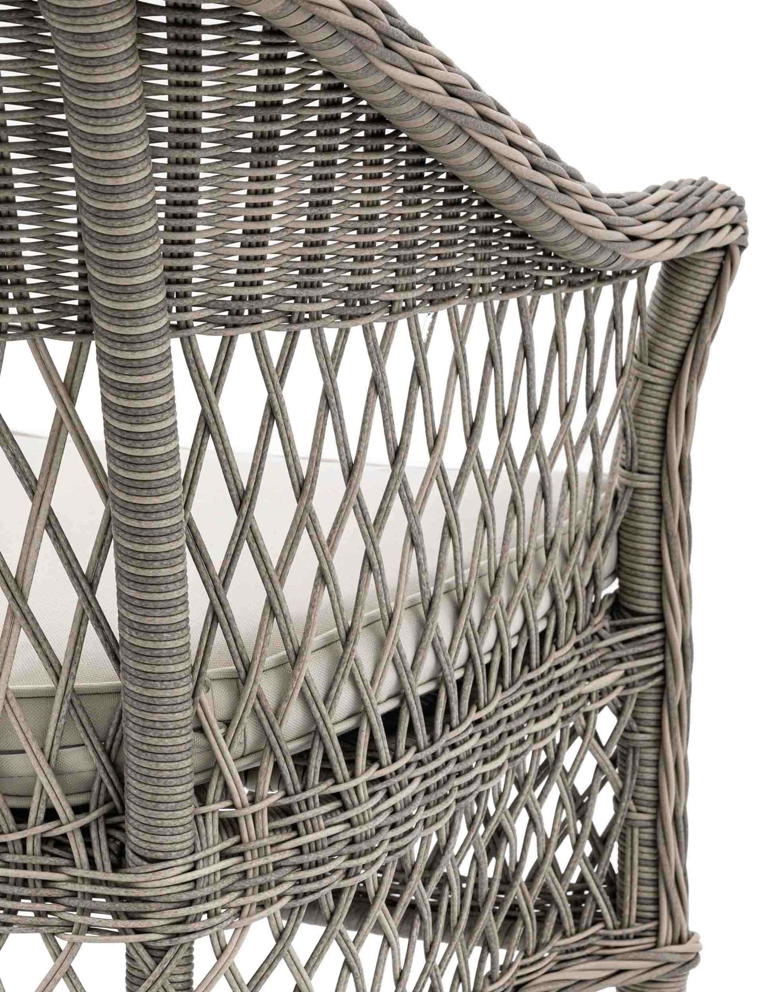 Menton 4 Seater Round Garden Table and Chairs 6 of 8