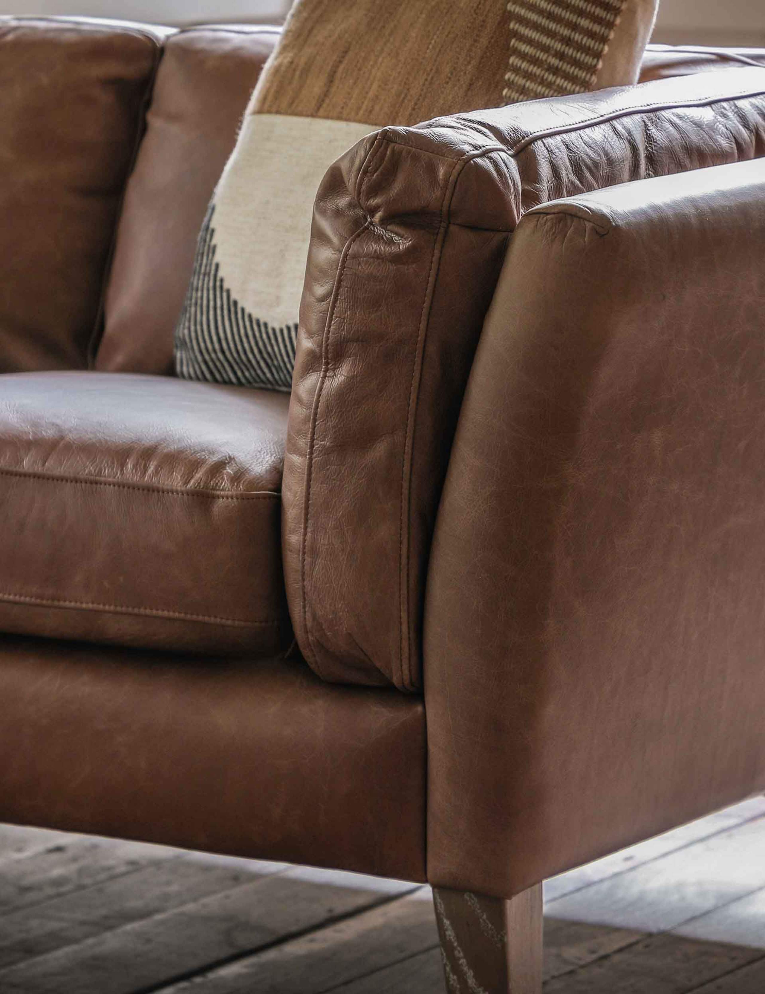 Ebury 2 Seater Sofa 5 of 5