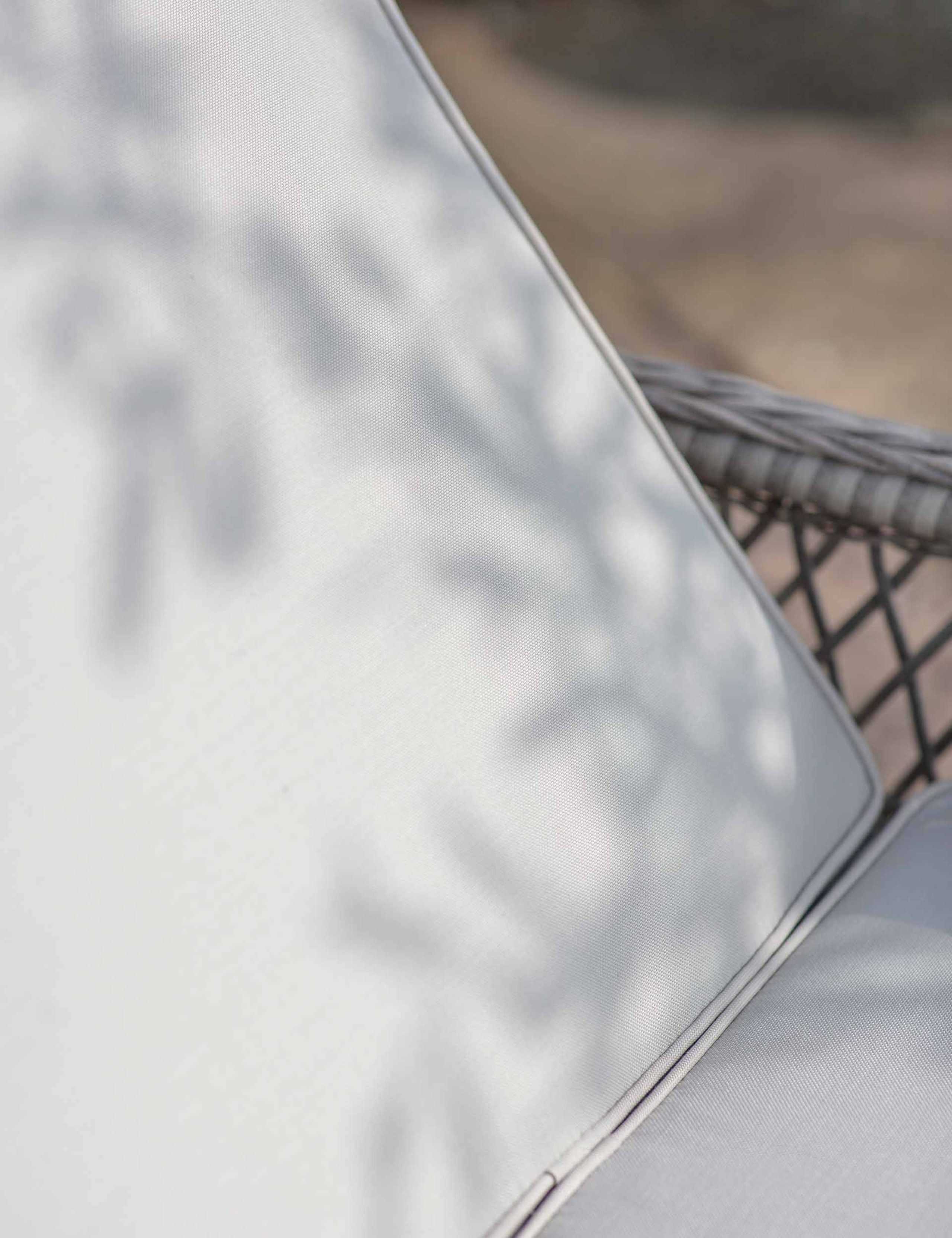 Menton Country Outdoor Lounger 7 of 7