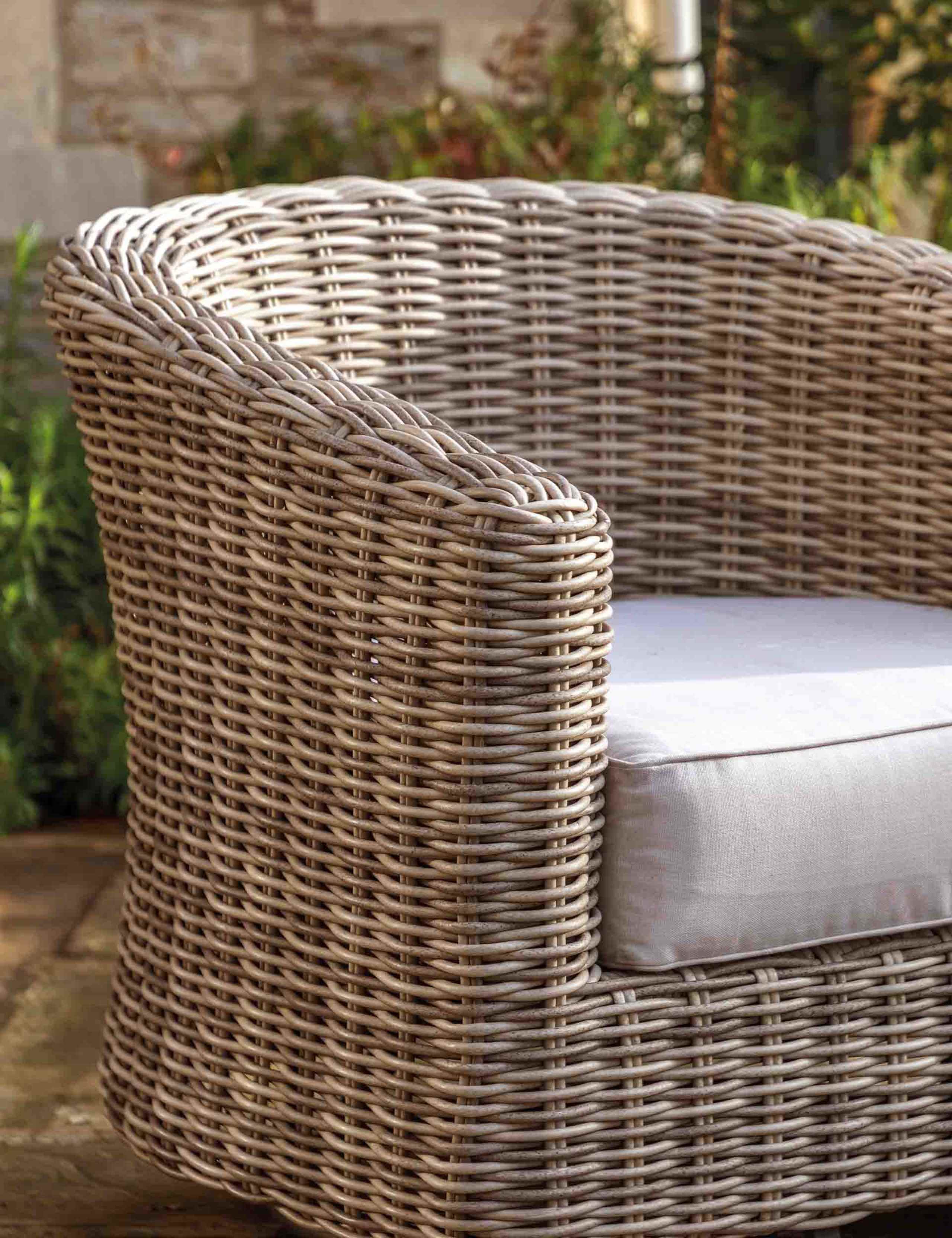 Ragusa Swivel Outdoor Chair 3 of 10
