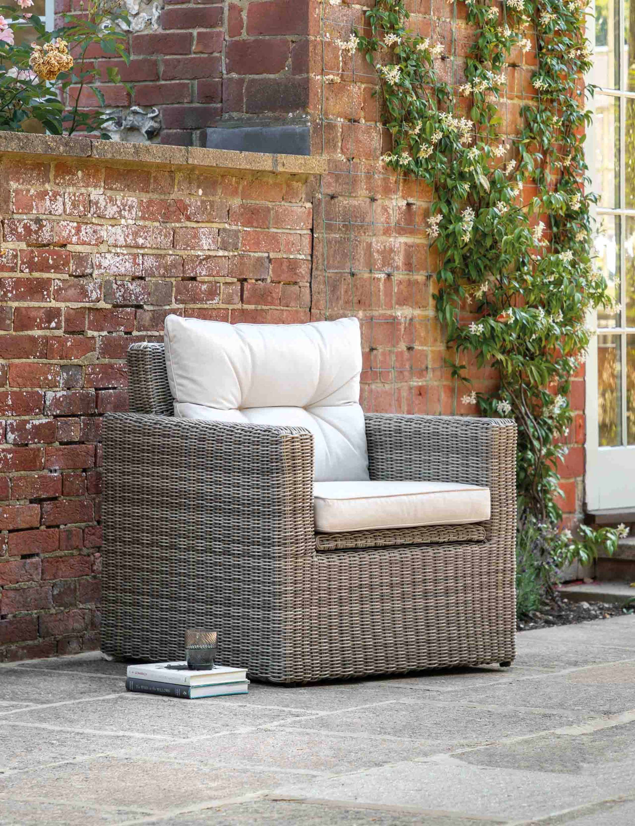 Porto Storage Garden Chair 1 of 10