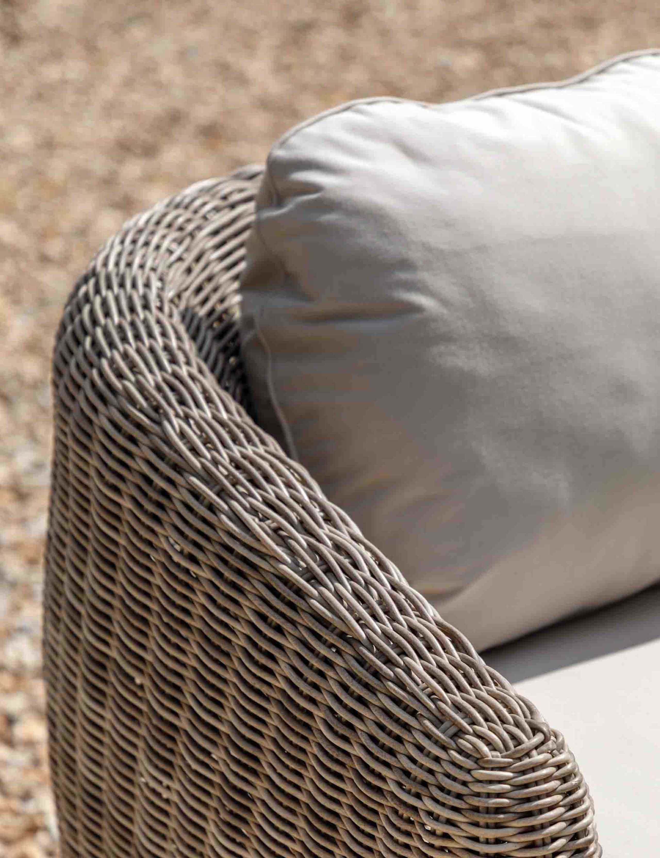 Positano Two Seater Outdoor Sofa 4 of 9