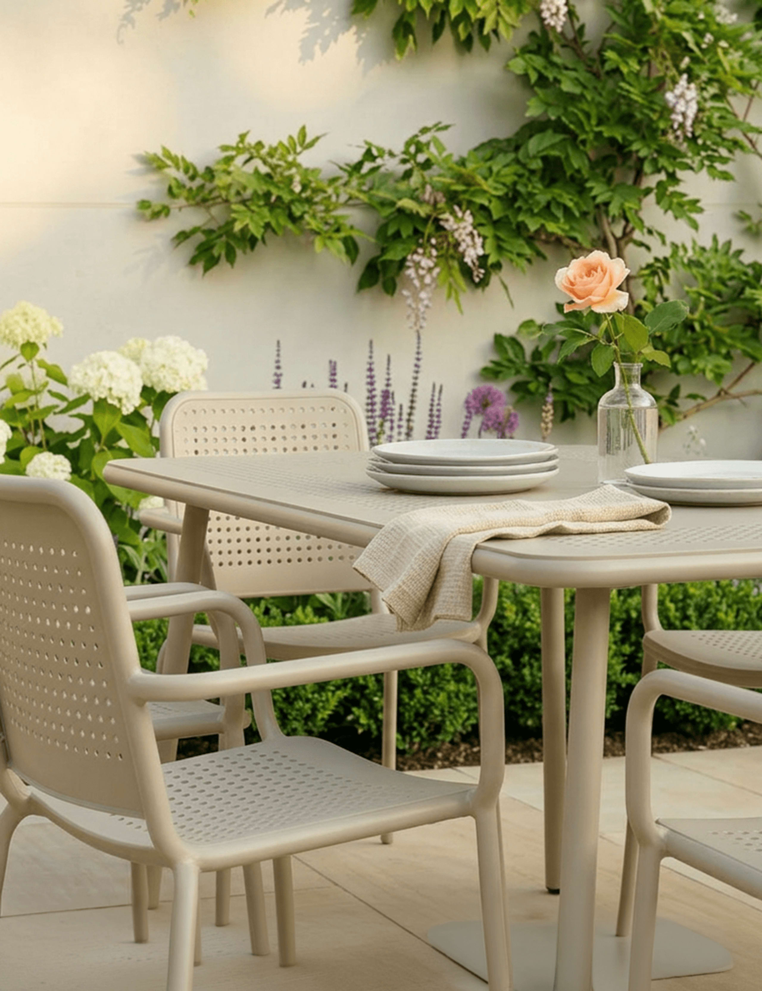 Porto 6 Seater Garden Dining Set 4 of 6