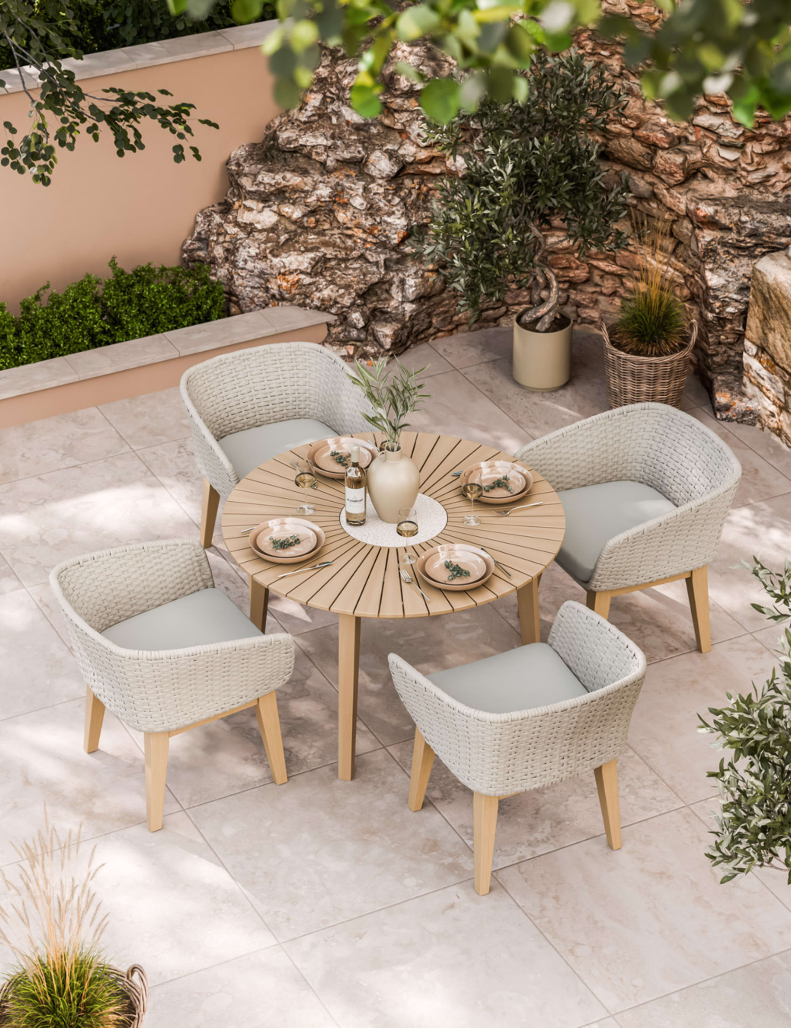 Roma 4 Seater Sunray Garden Dining Set 1 of 1