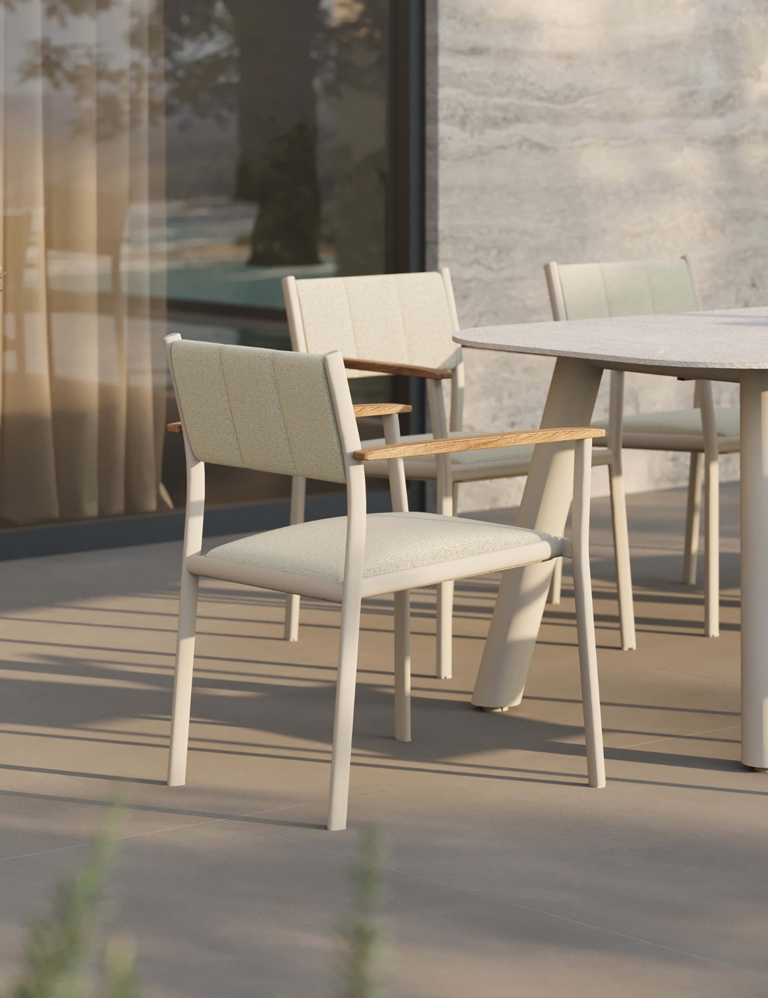 6 Seater Dining Table and Chairs 3 of 9