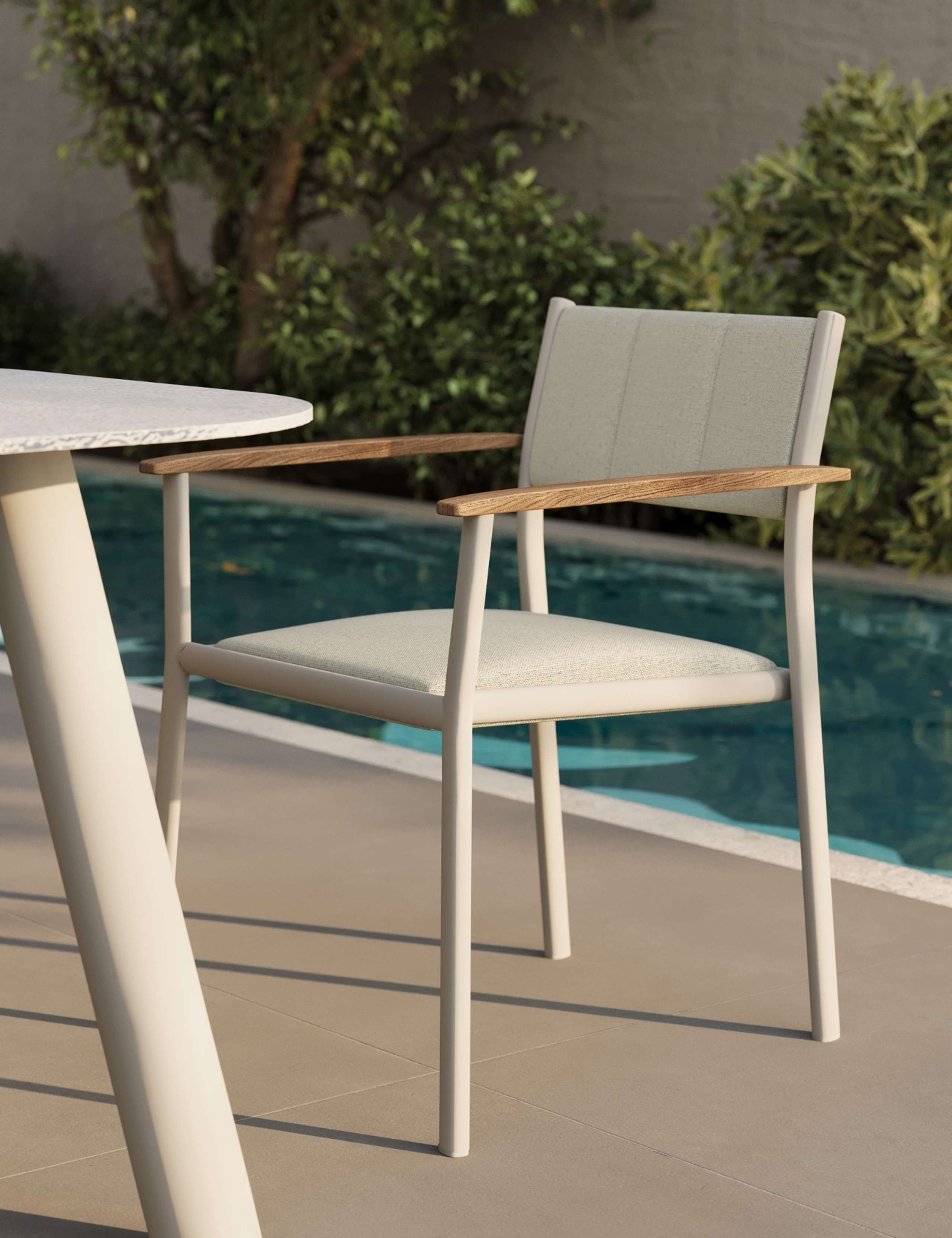 6 Seater Dining Table and Chairs 4 of 9