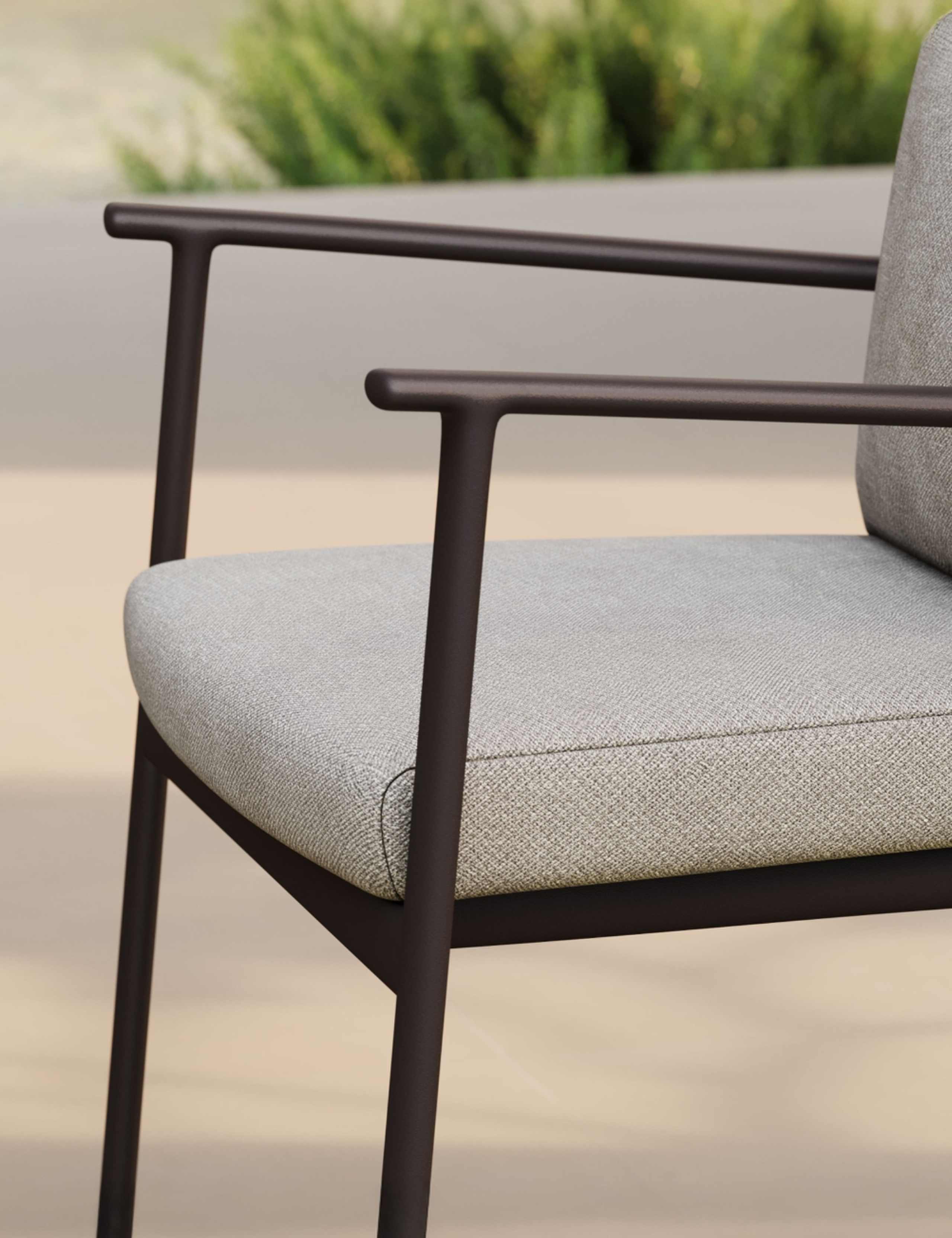 Oryn 6 Seater Garden Dining Set 7 of 11