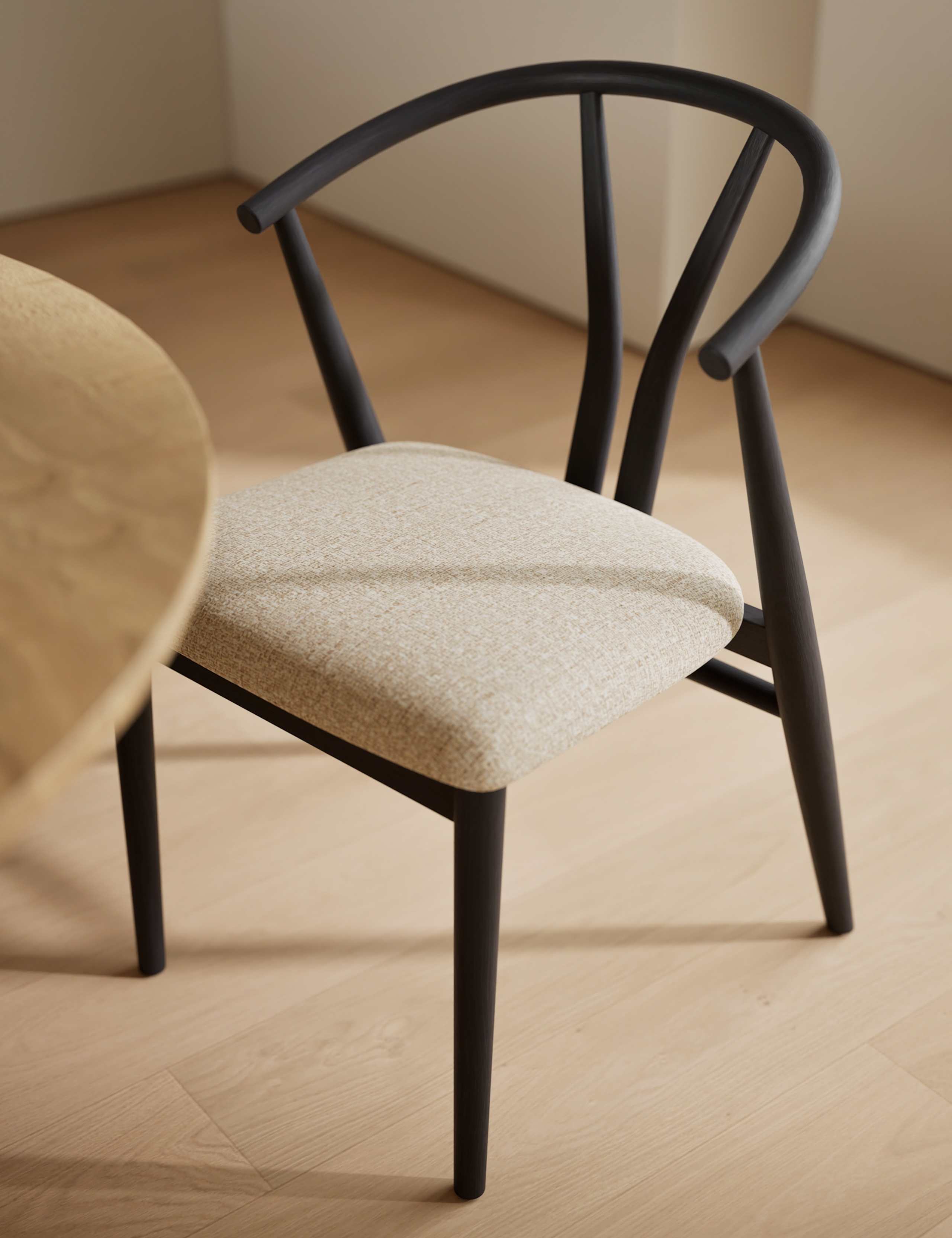 Set of 2 Wishbone Dining Chairs 1 of 8
