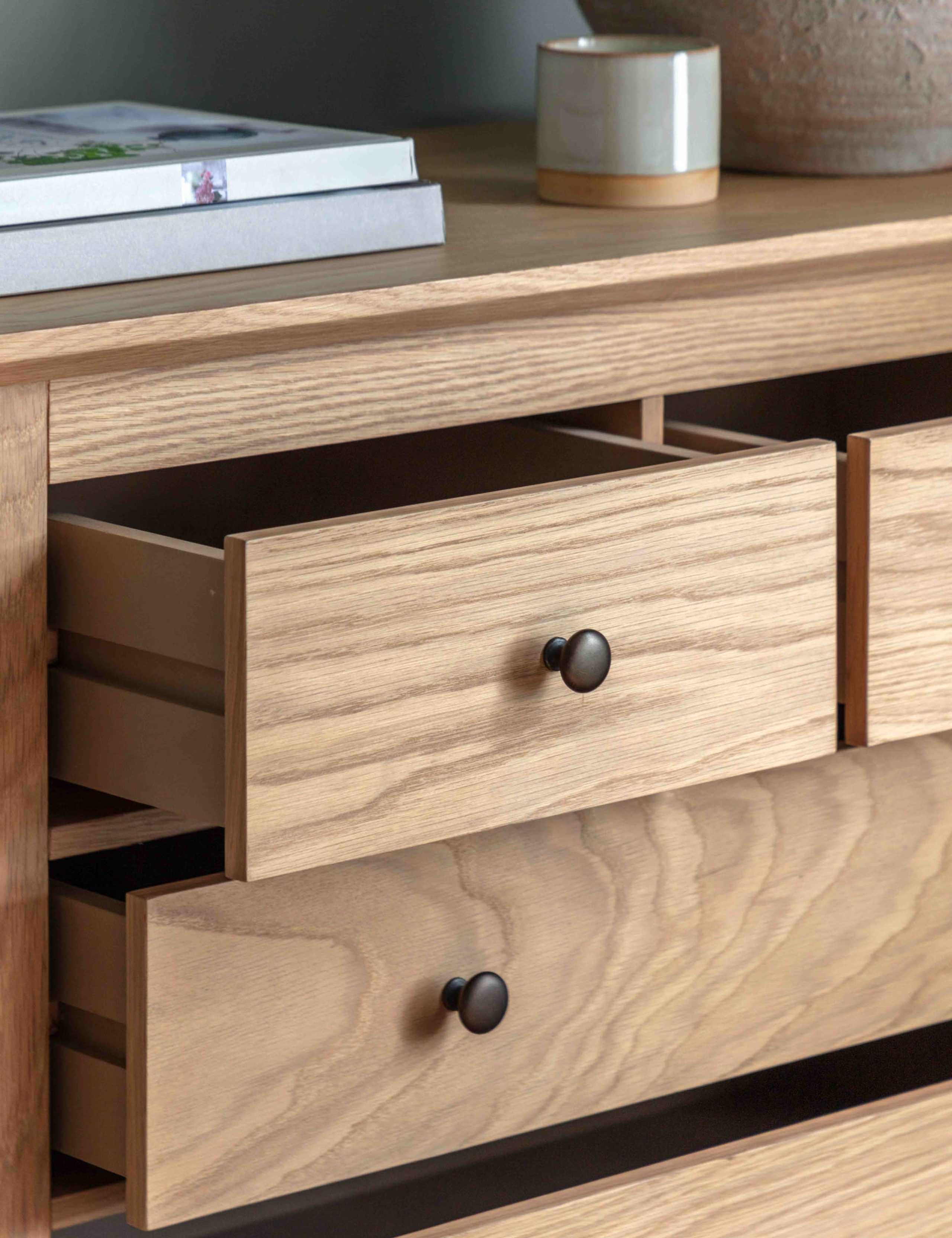 Rye 6 Drawer Chest 4 of 11