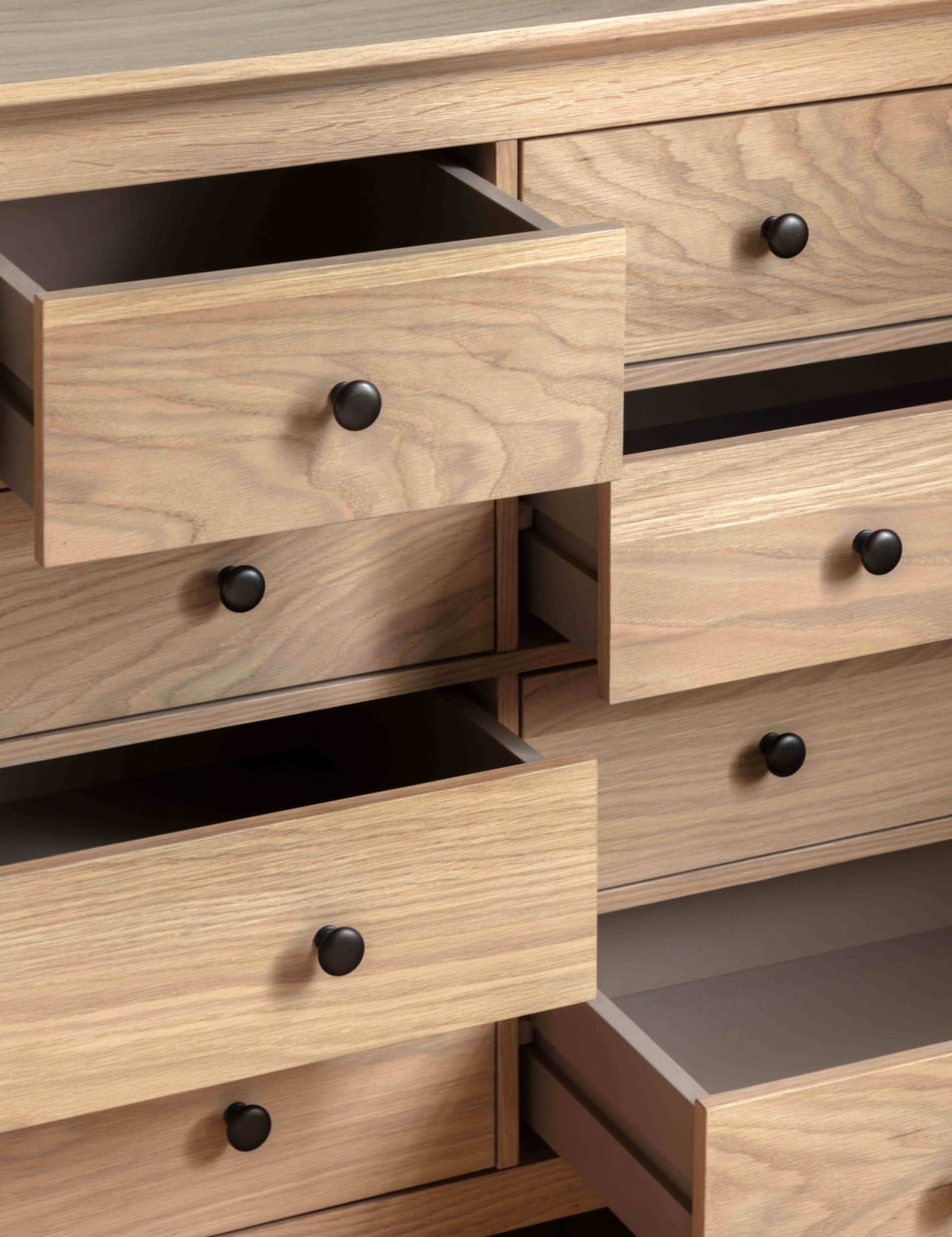Rye 10 Drawer Chest 7 of 11