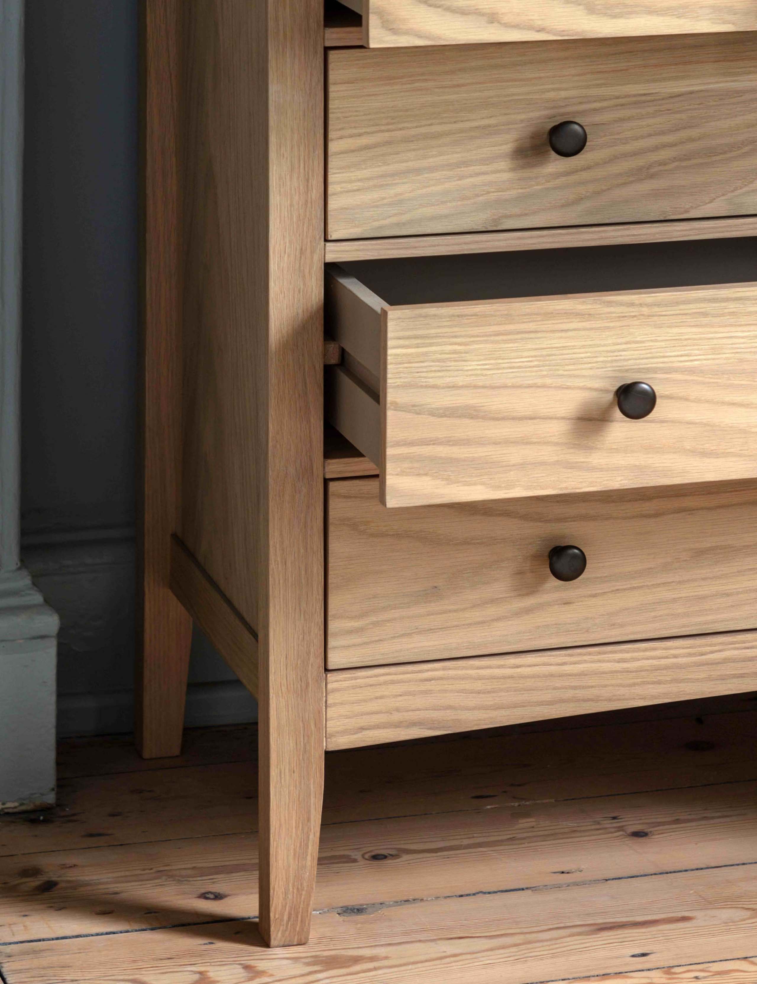 Rye 10 Drawer Chest 9 of 11