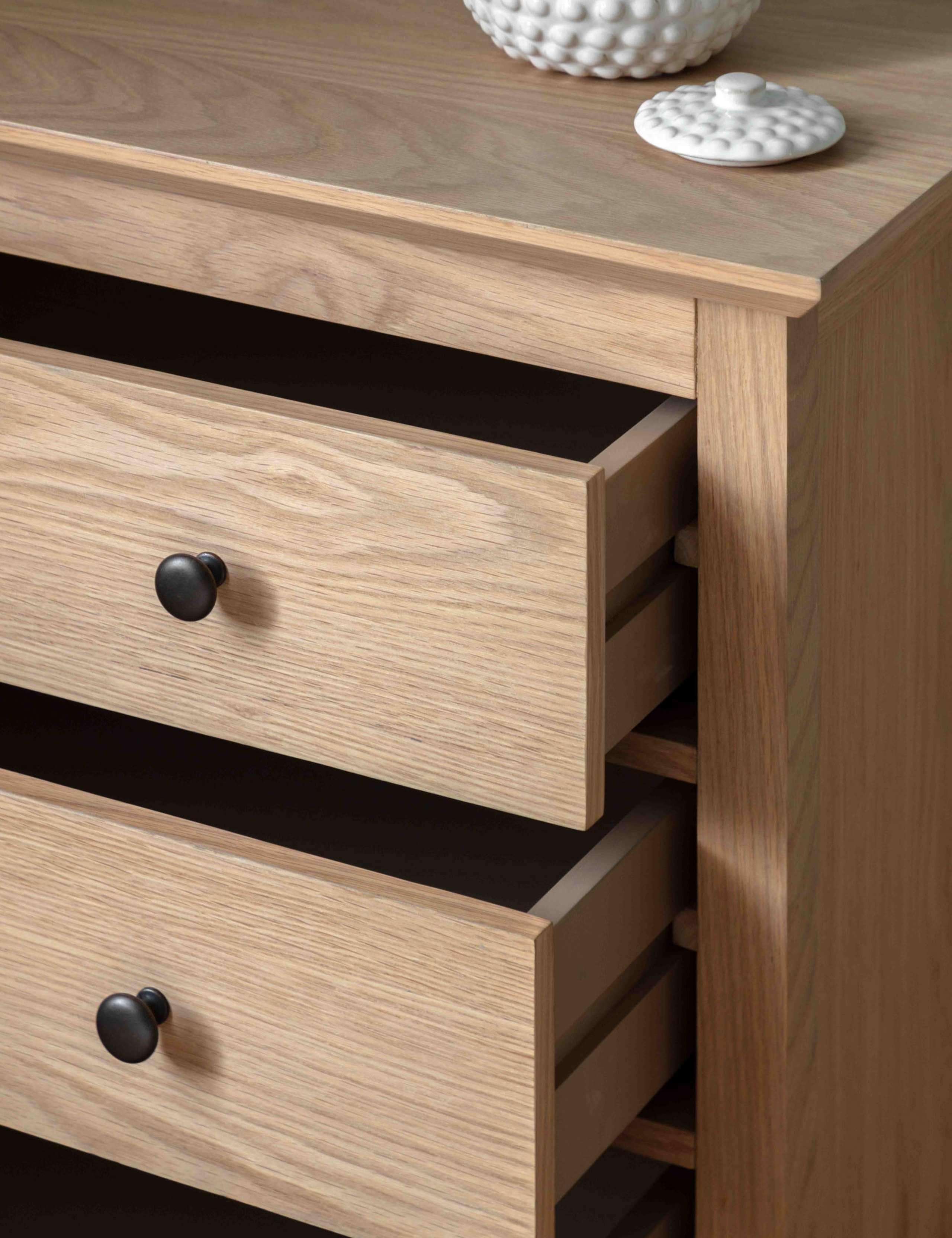 Rye 3 Drawer Chest 3 of 11