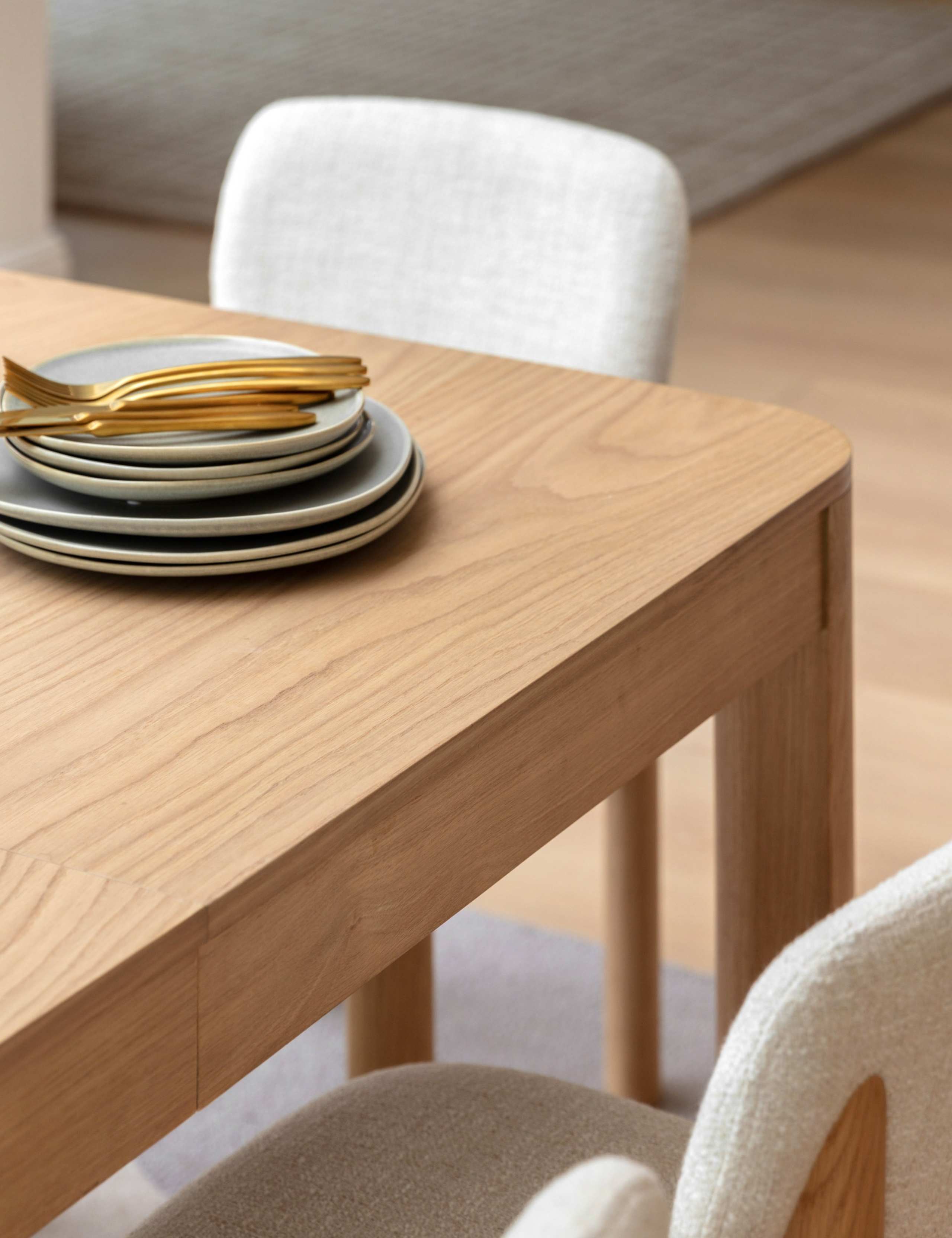 Ember Extendable Dining Table 4 of 14
