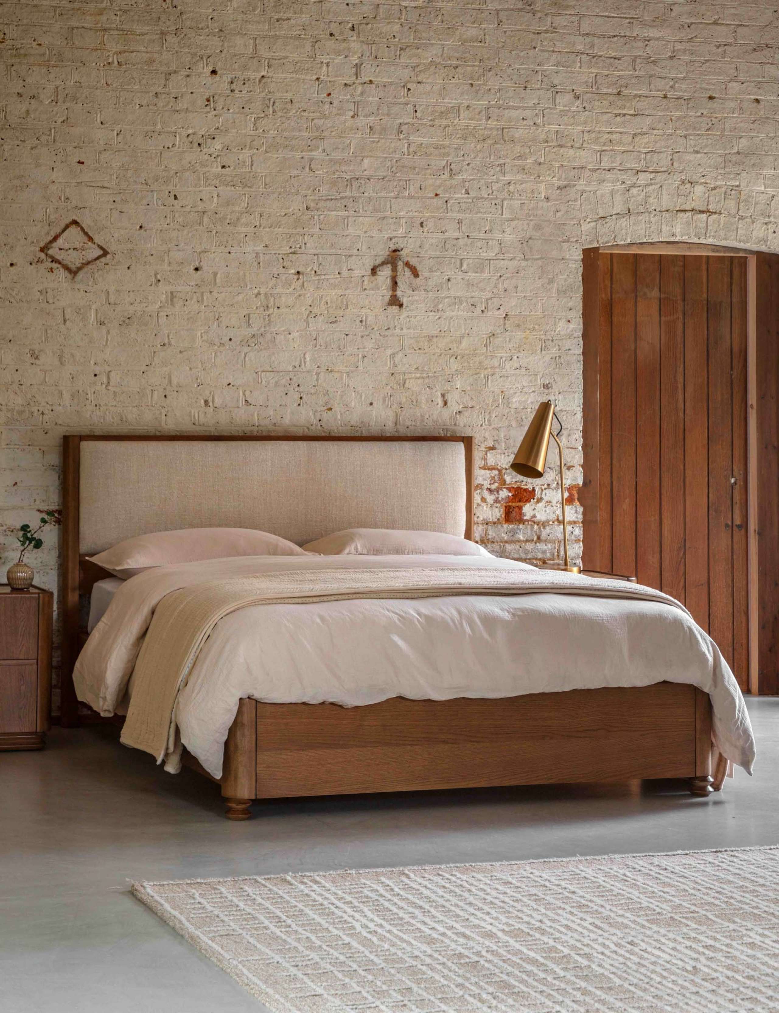 Dempsey Bed 1 of 12
