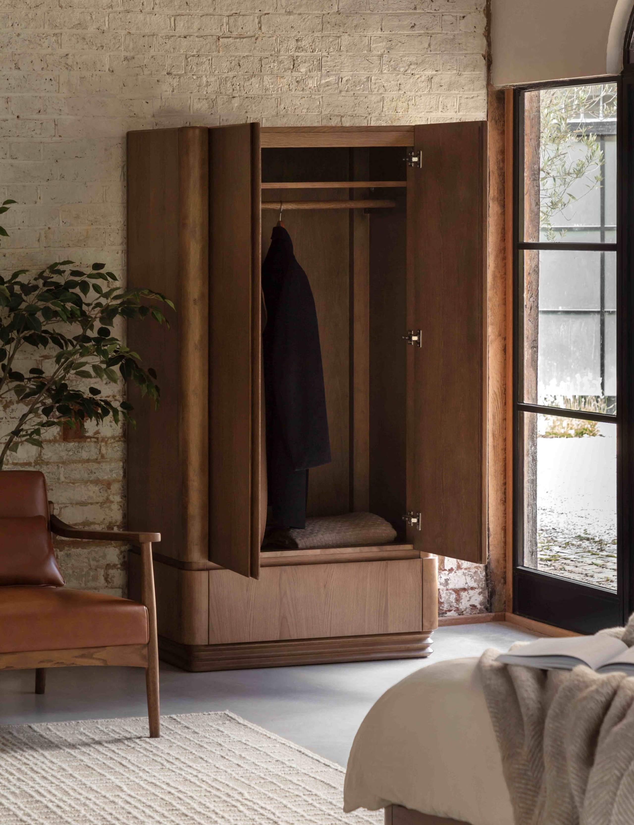 Dempsey 2 Door Wardrobe 3 of 11