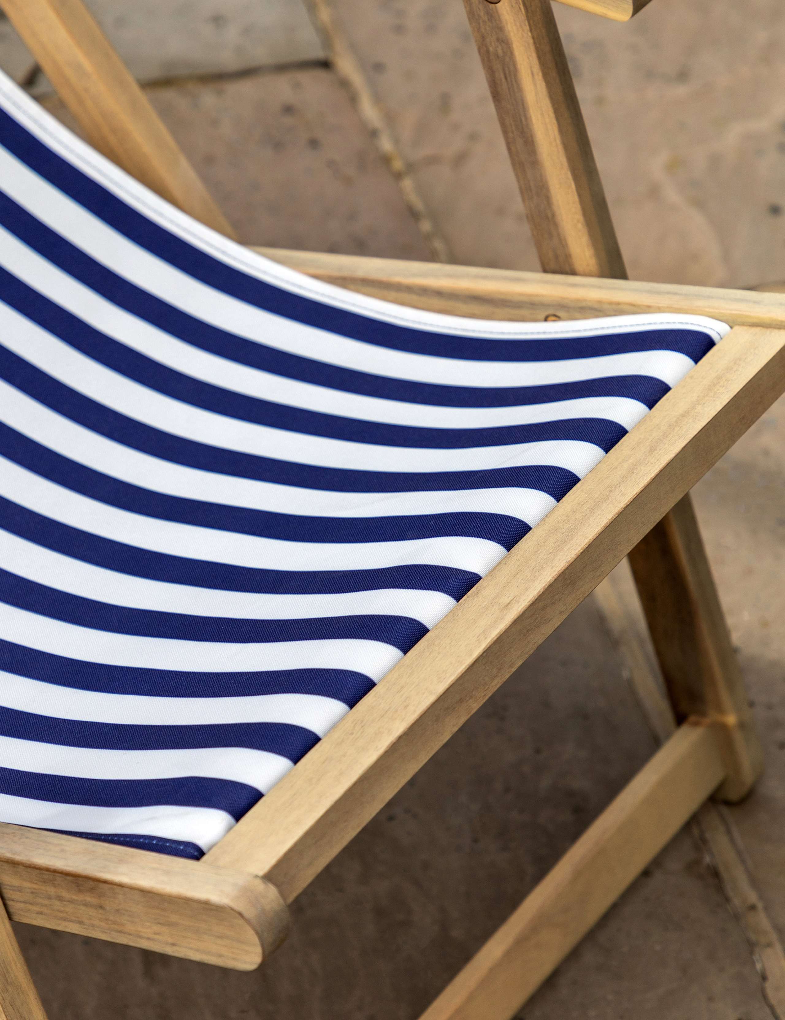 Striped Deck Chair 3 of 5