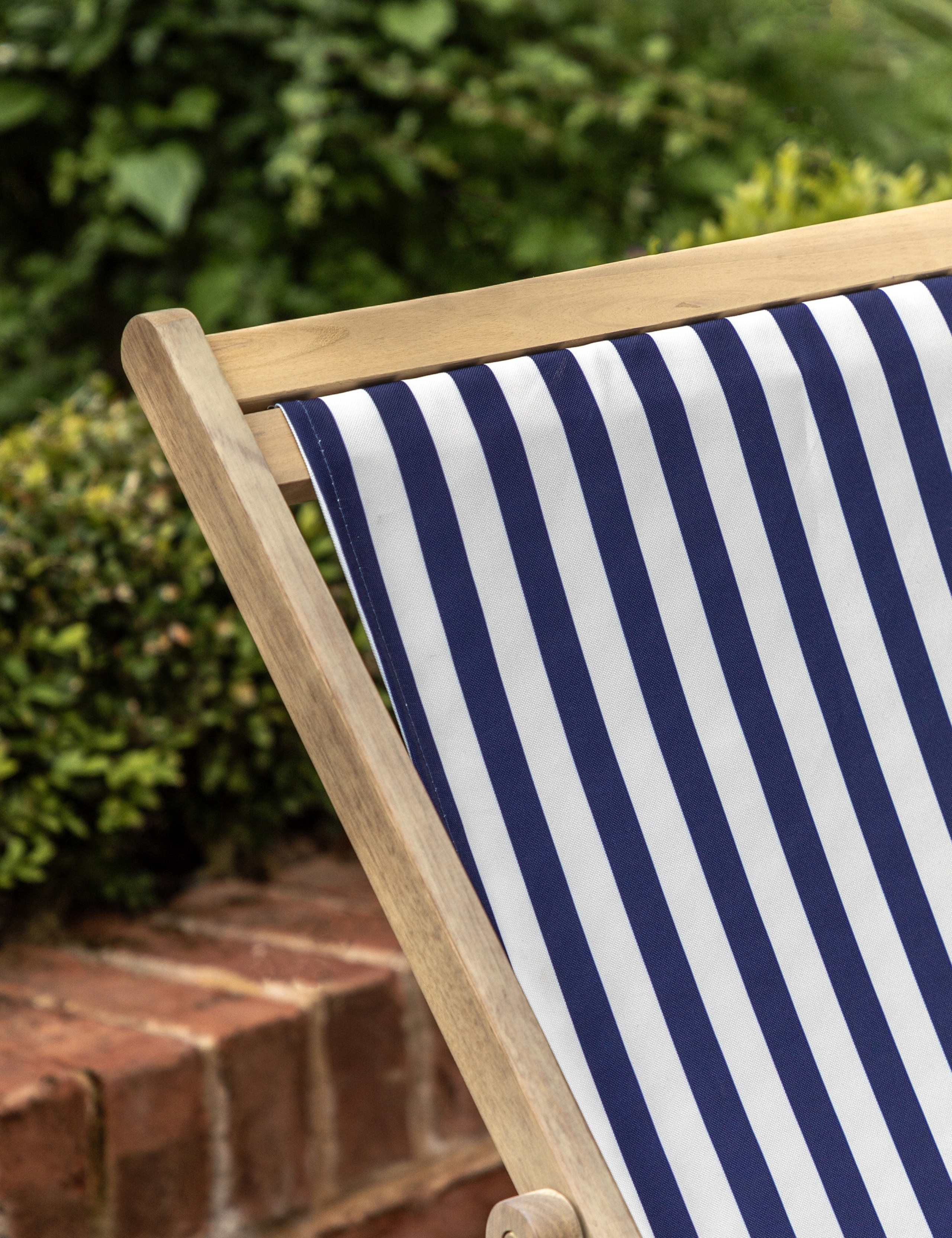 Striped Deck Chair 5 of 5