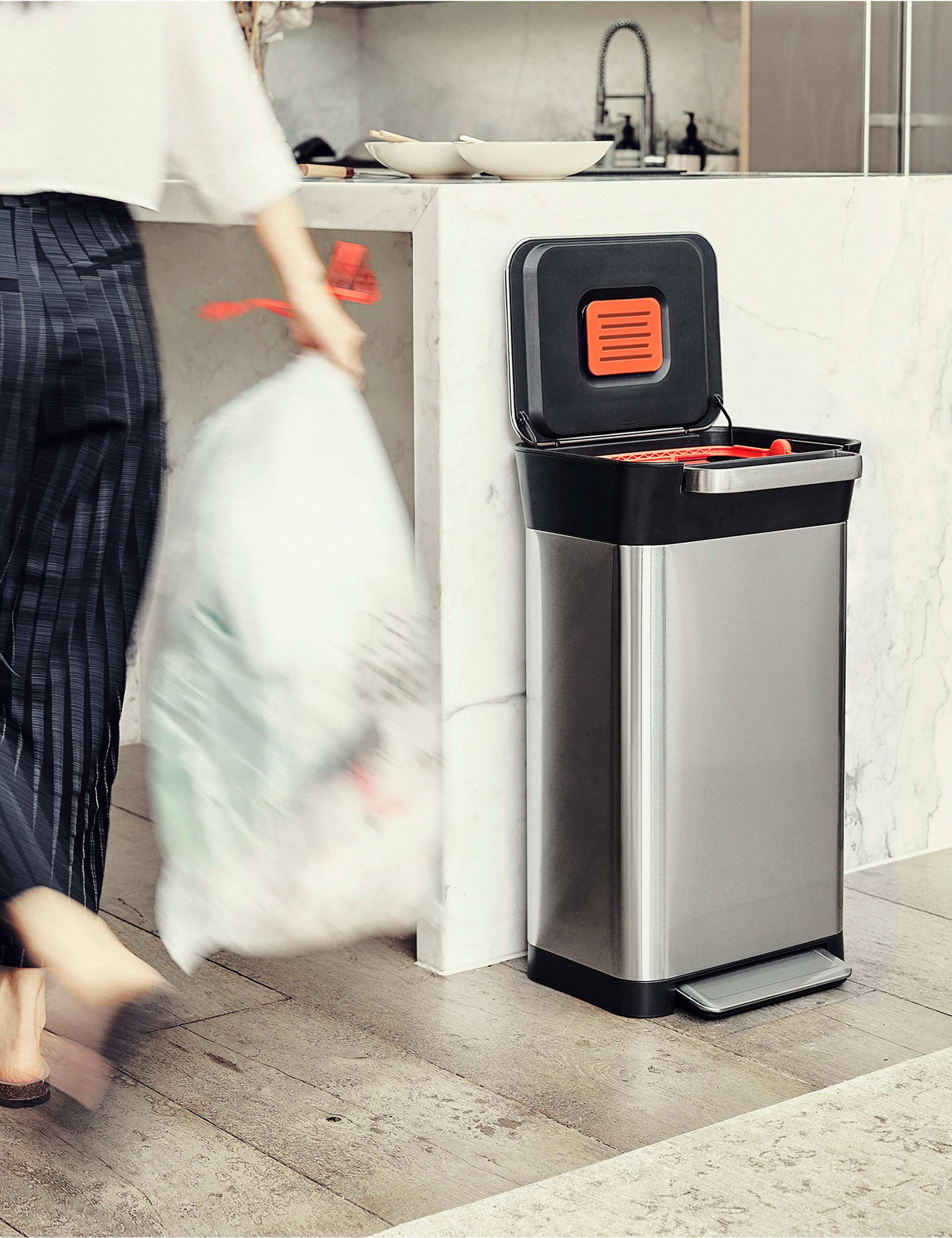 Titan 30 Stainless Steel Bin 3 of 4