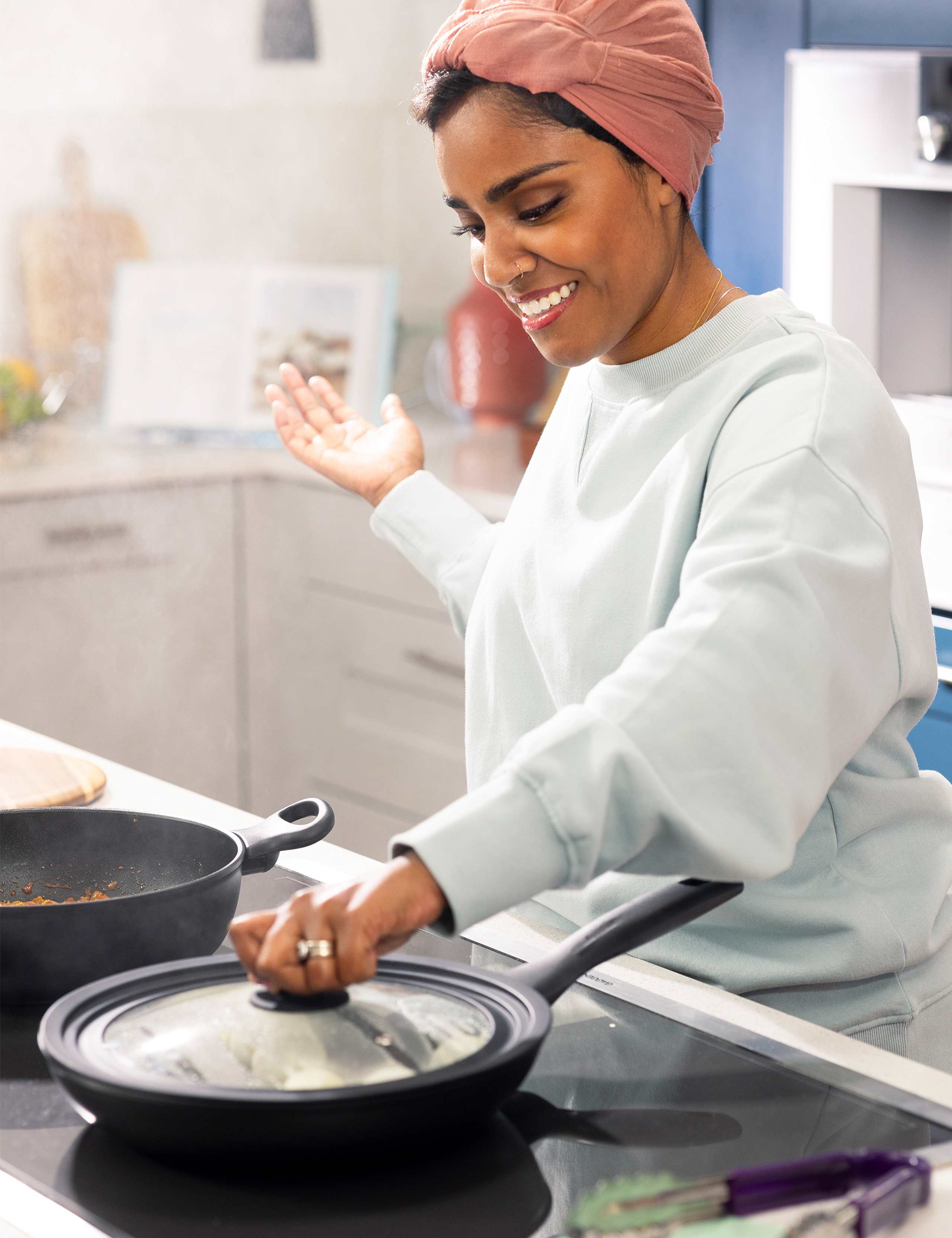 Nadiya Non Stick Frying Pan Set of 2 7 of 11