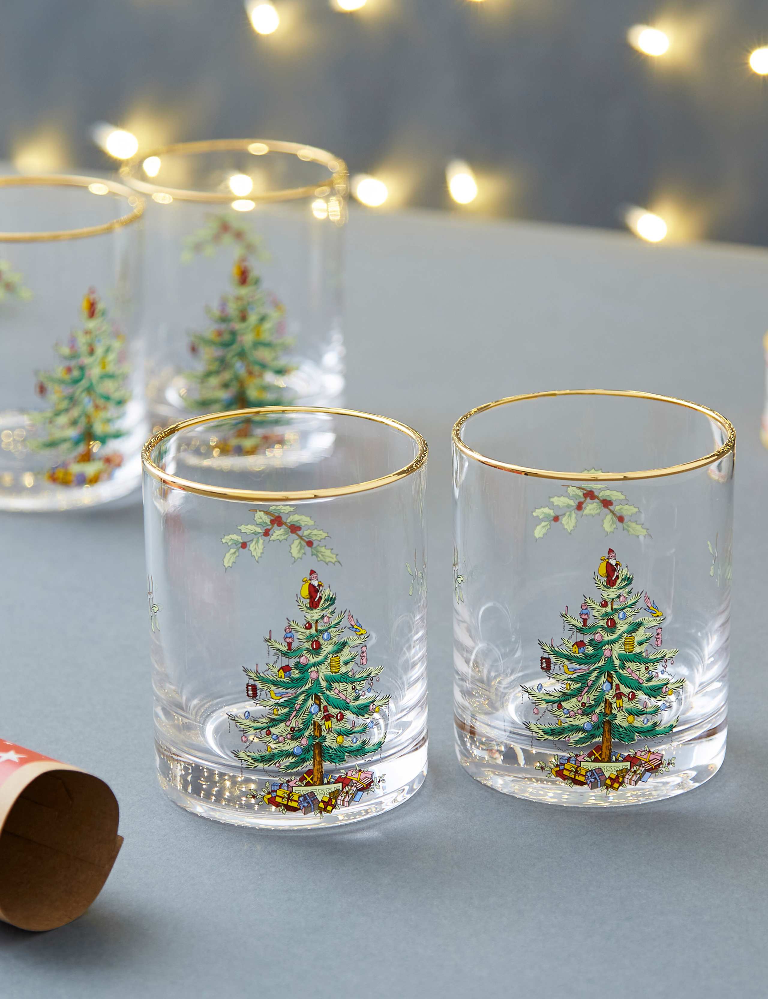 Set of 4 Christmas Tree Tumblers 6 of 8