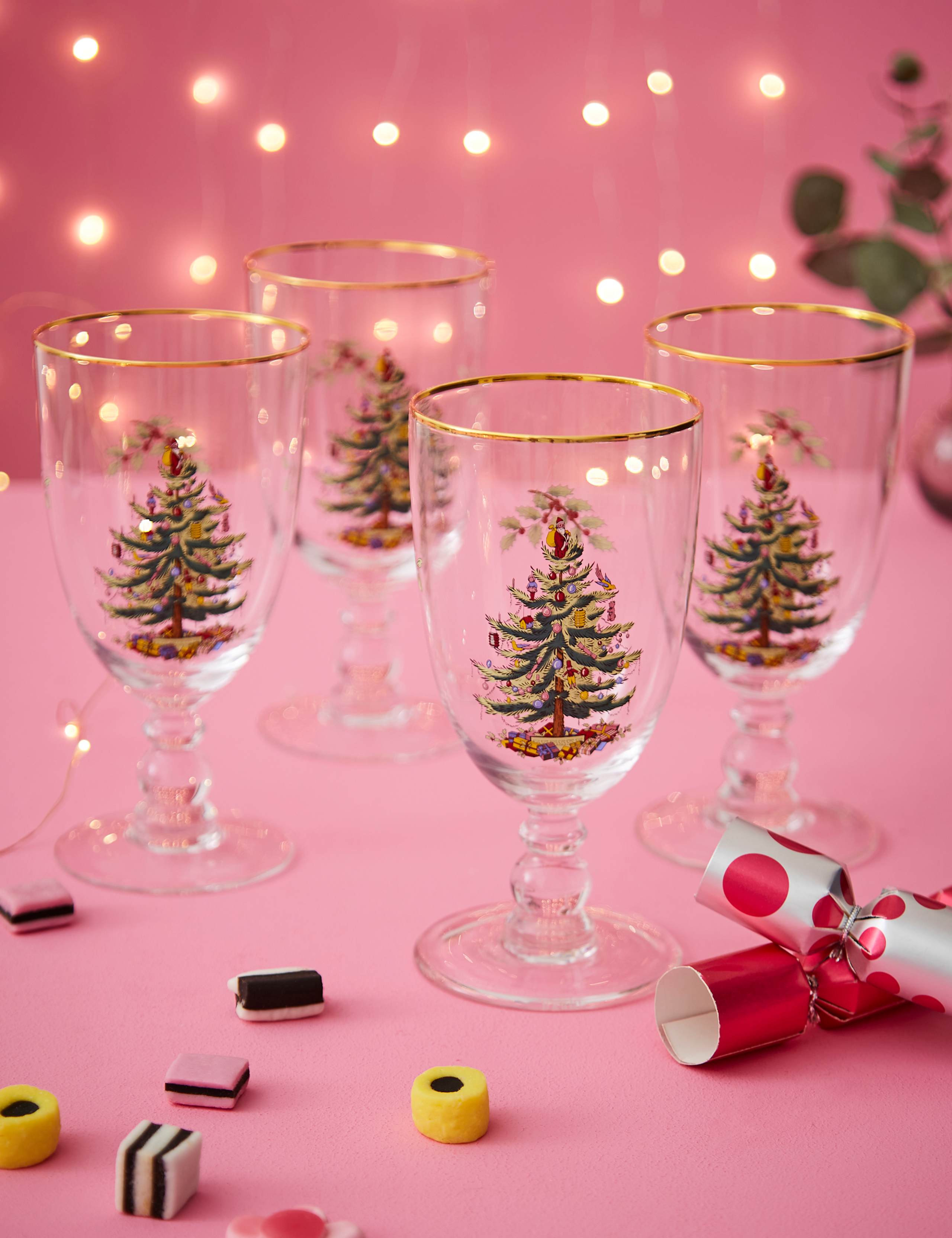 Set of 4 Christmas Tree Wine Tumblers 4 of 8