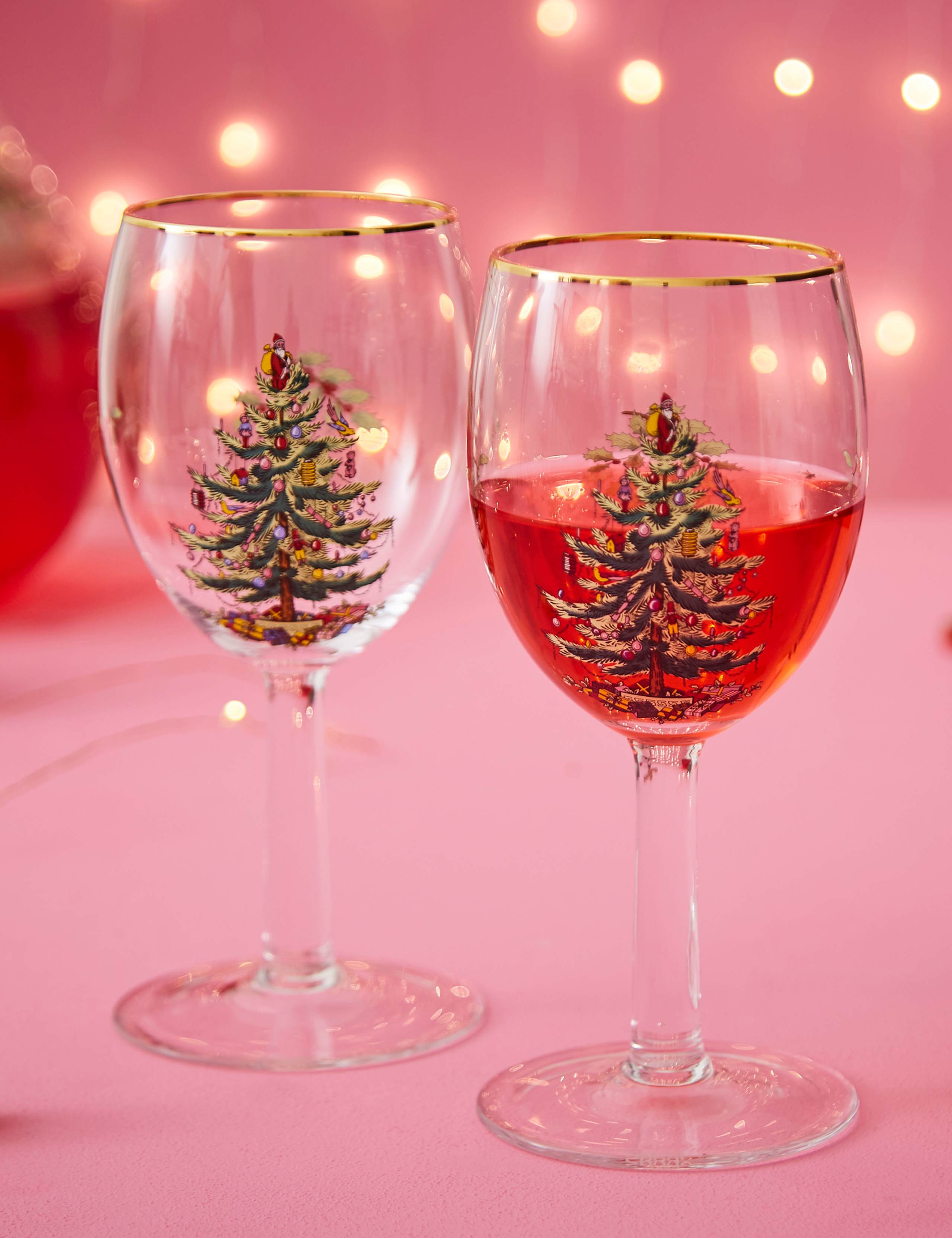 Set of 4 Christmas Tree Wine Glasses 3 of 7