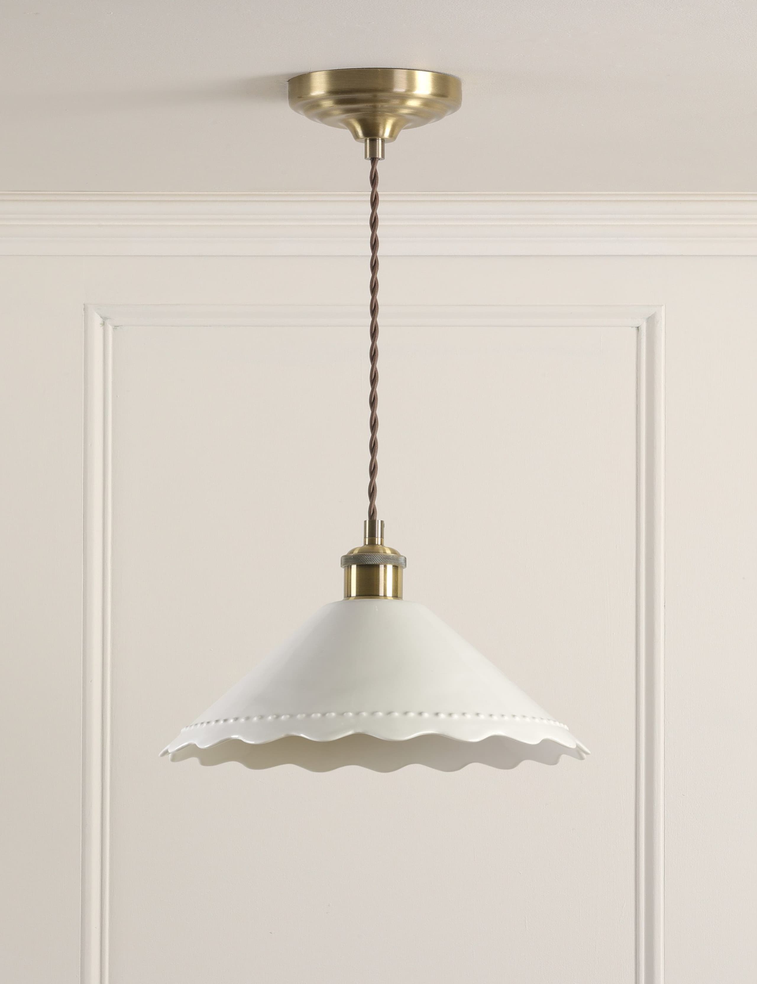Daws Ceramic Scallop Pendant Light 3 of 6