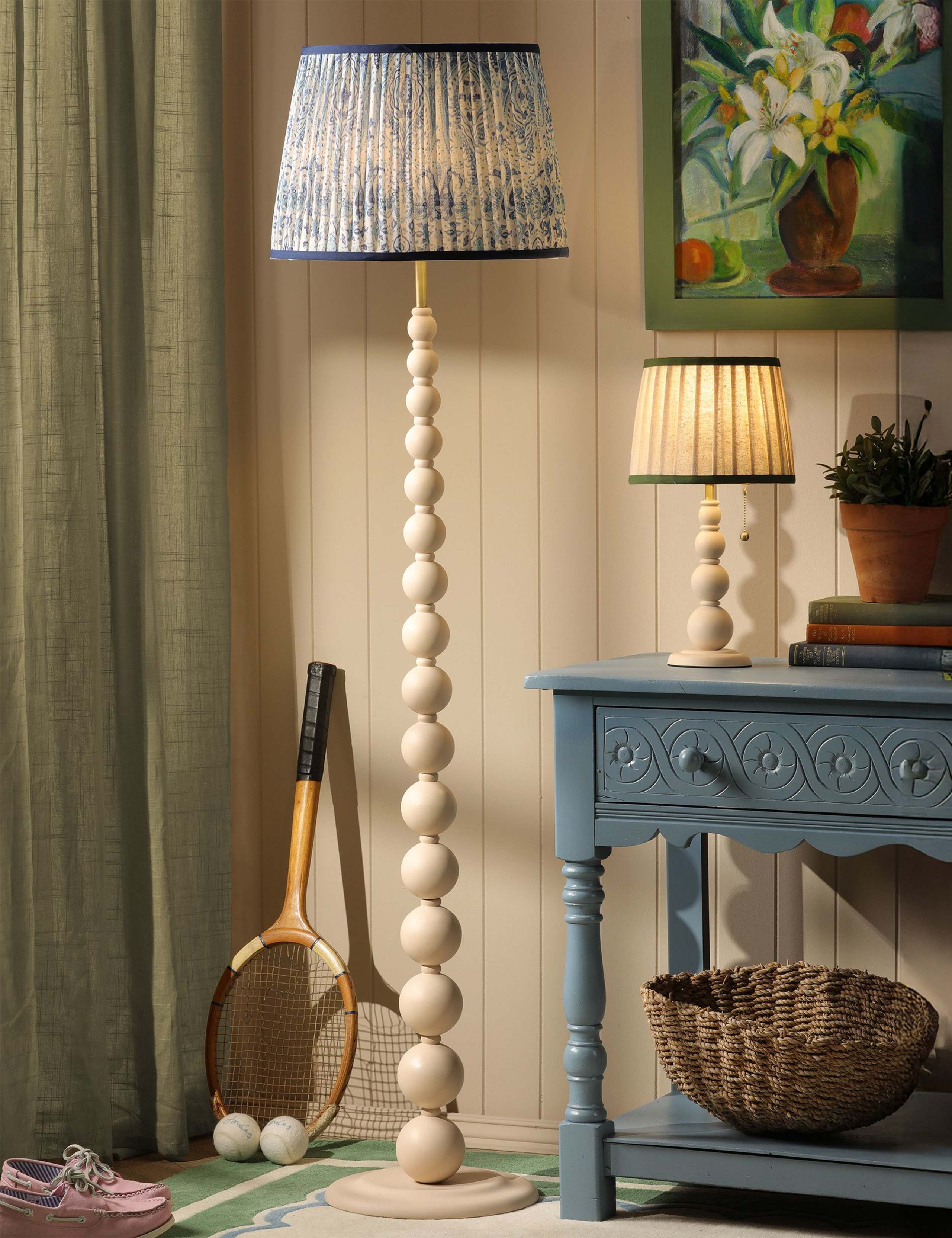 Harewood Wooden Bobbin Table Lamp 7 of 7