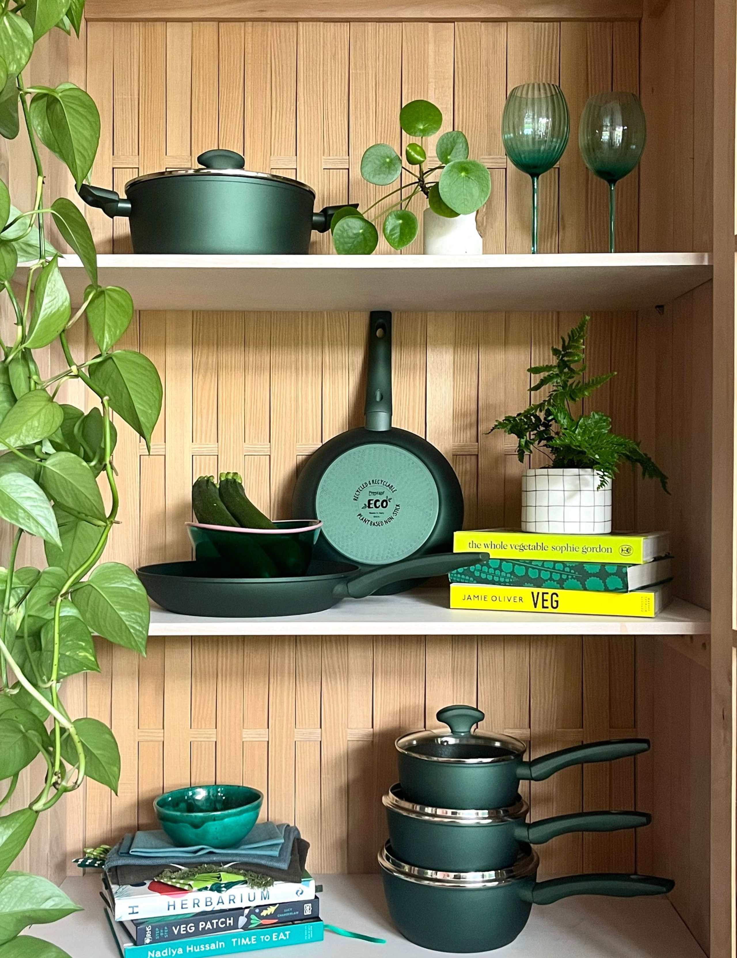 2 Piece Aluminium Non Stick Frying Pan Set 5 of 5