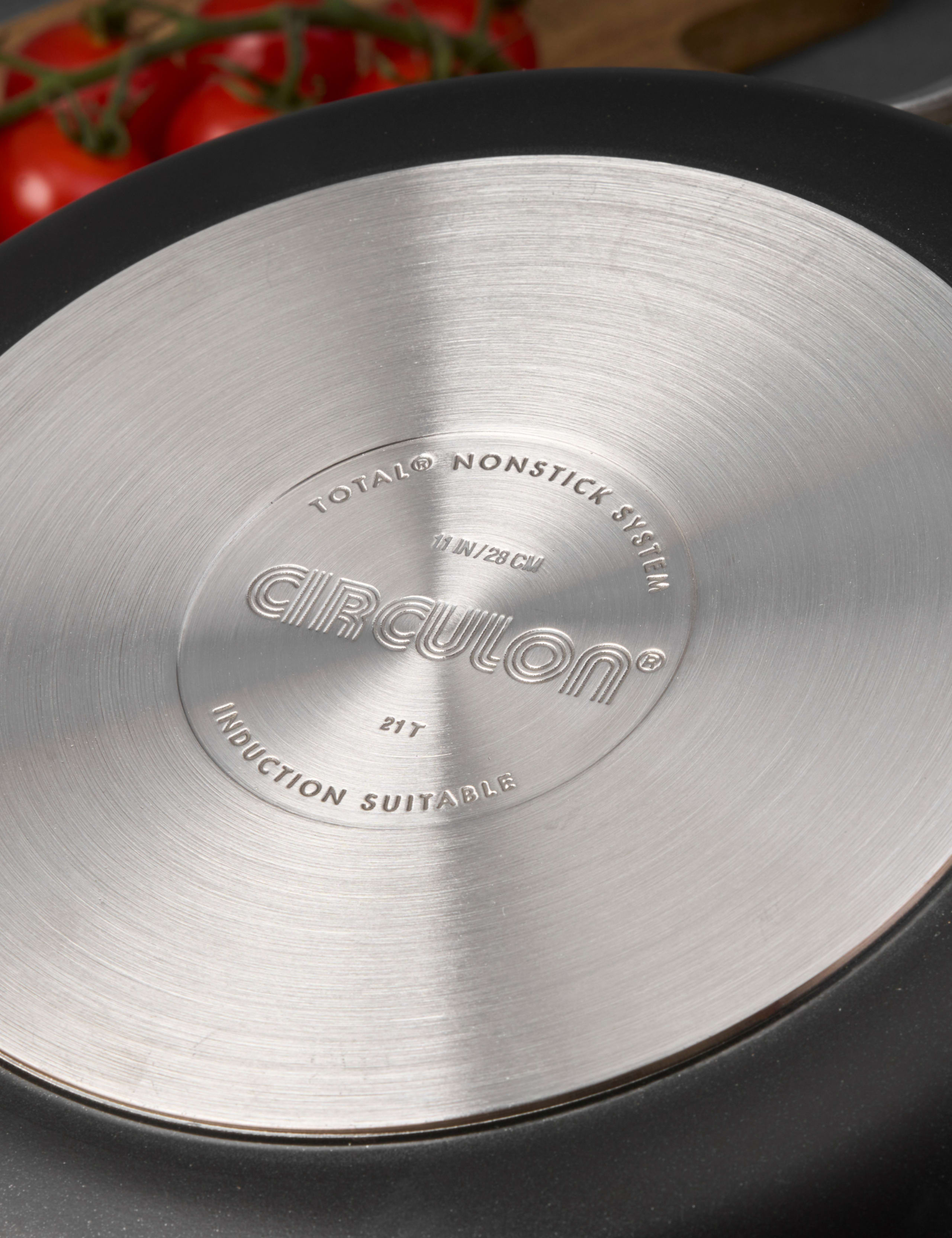 Aluminium 28cm Non-Stick Frying Pan 6 of 6