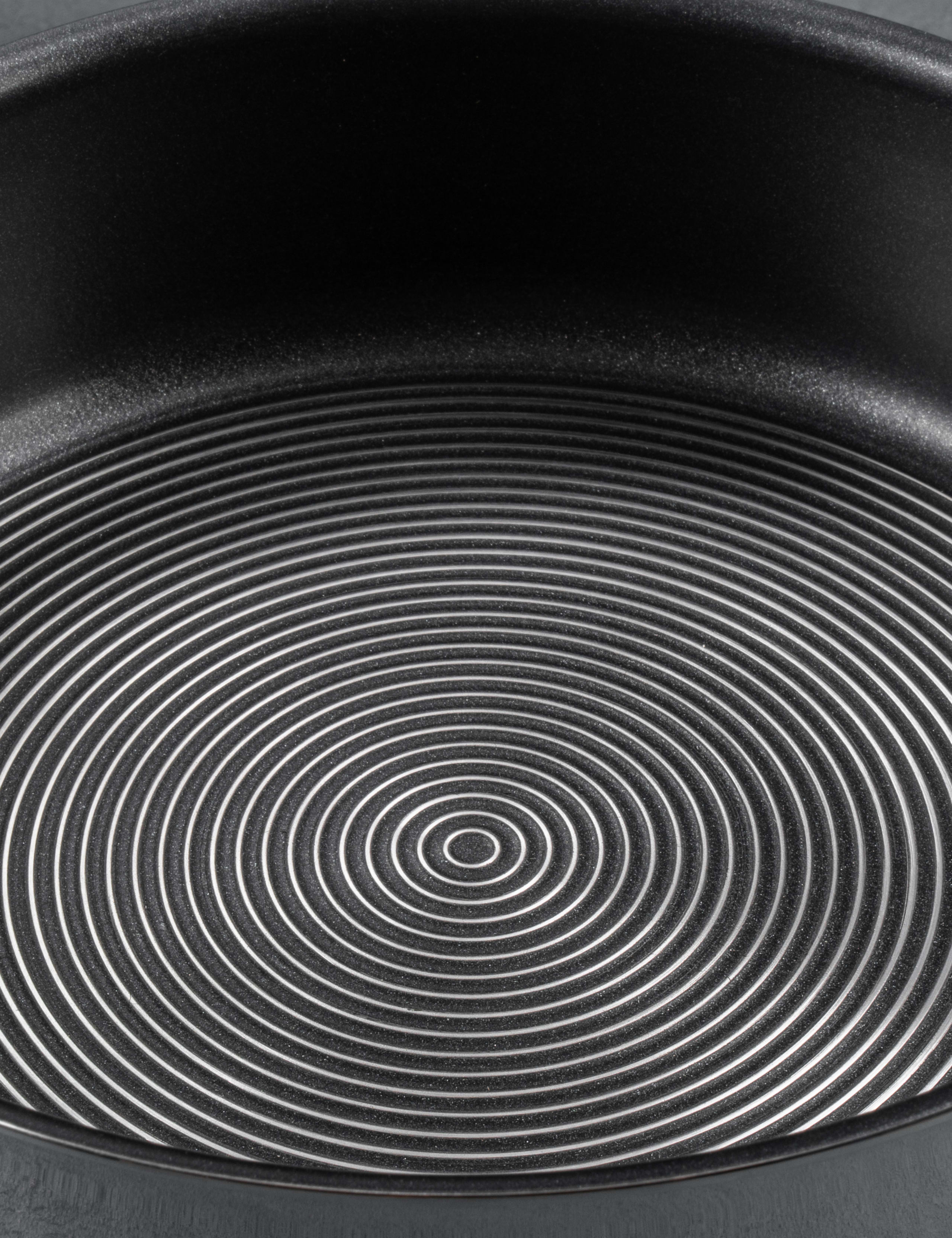 C Series Stainless Steel 24cm Pan & Lid 7 of 9