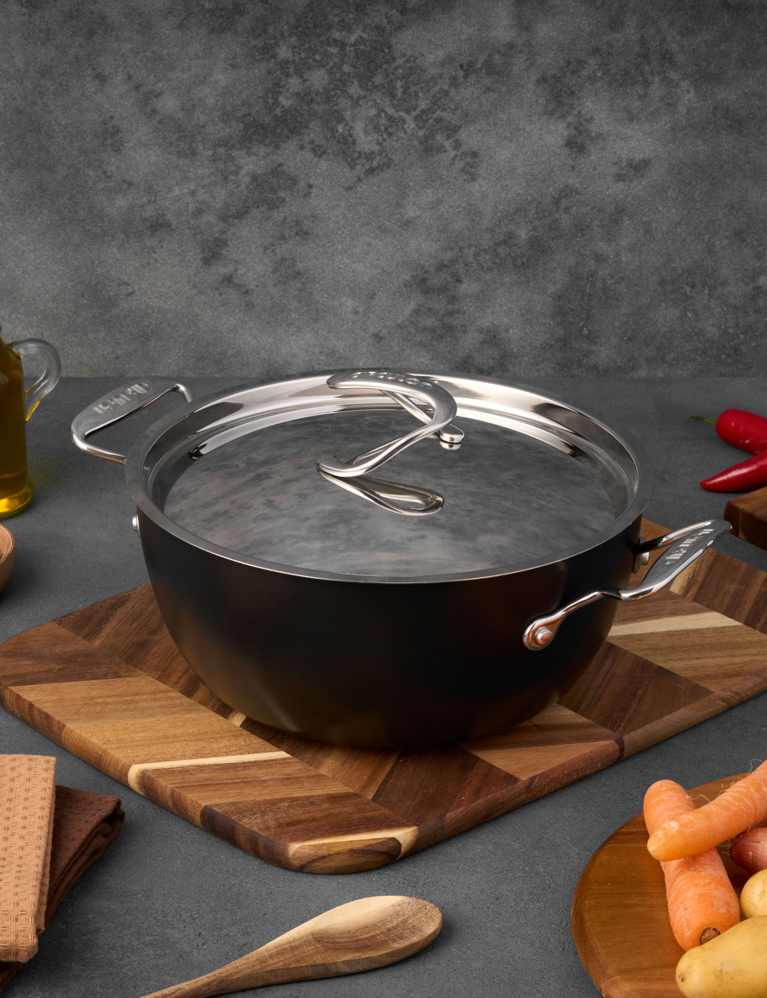 Style Non Stick 26cm Deep Casserole 2 of 7