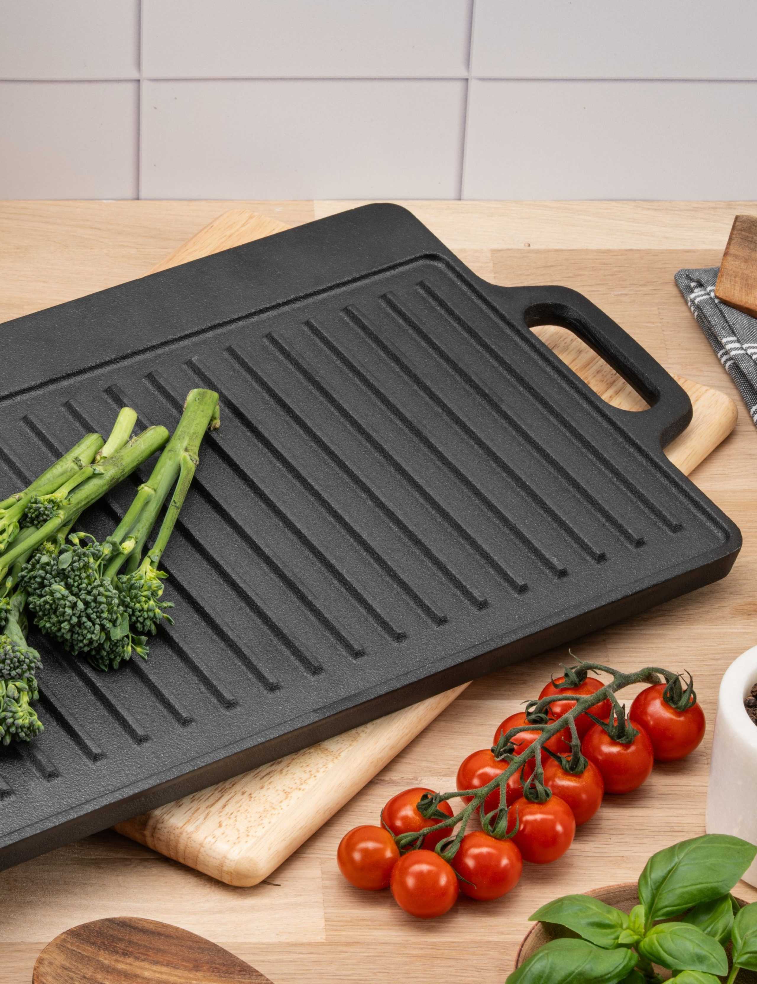 Cast Iron Double Sided Griddle Pan 3 of 4